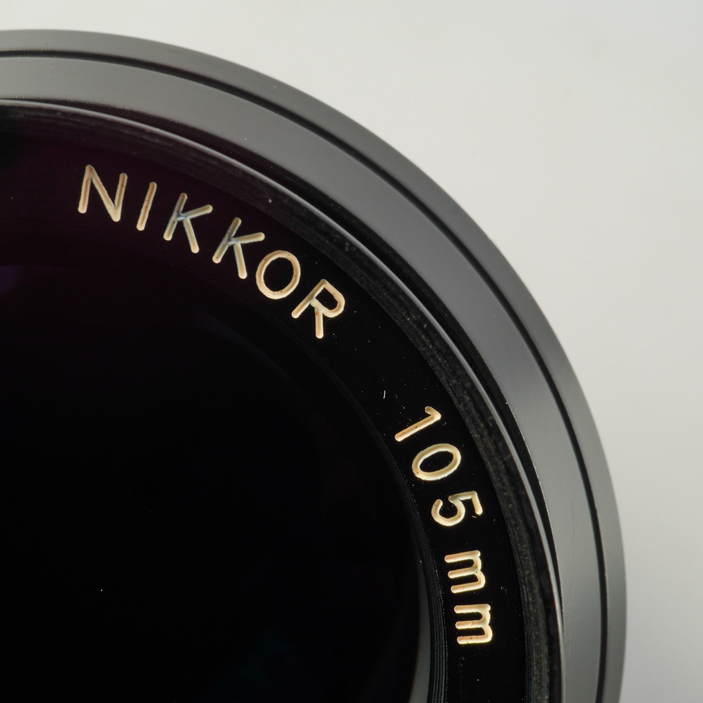 【Serviced】 Nikon Ai NIKKOR 105mm F/2.5 単焦点レンズ