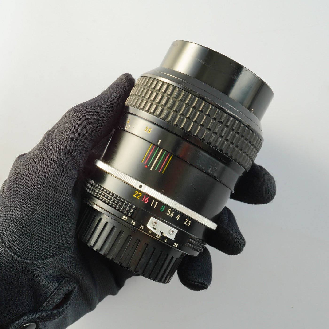 【Serviced】 Nikon Ai NIKKOR 105mm F/2.5 単焦点レンズ