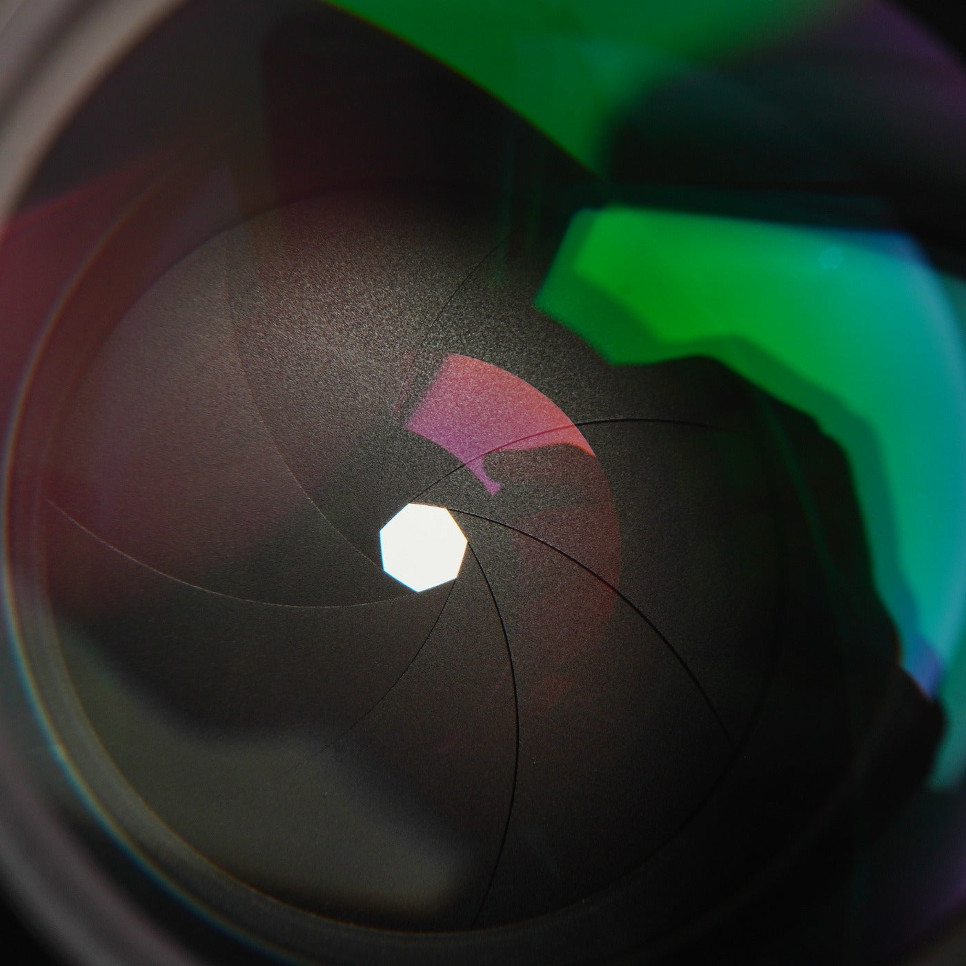 【Serviced】 Nikon Ai NIKKOR 105mm F/2.5 単焦点レンズ