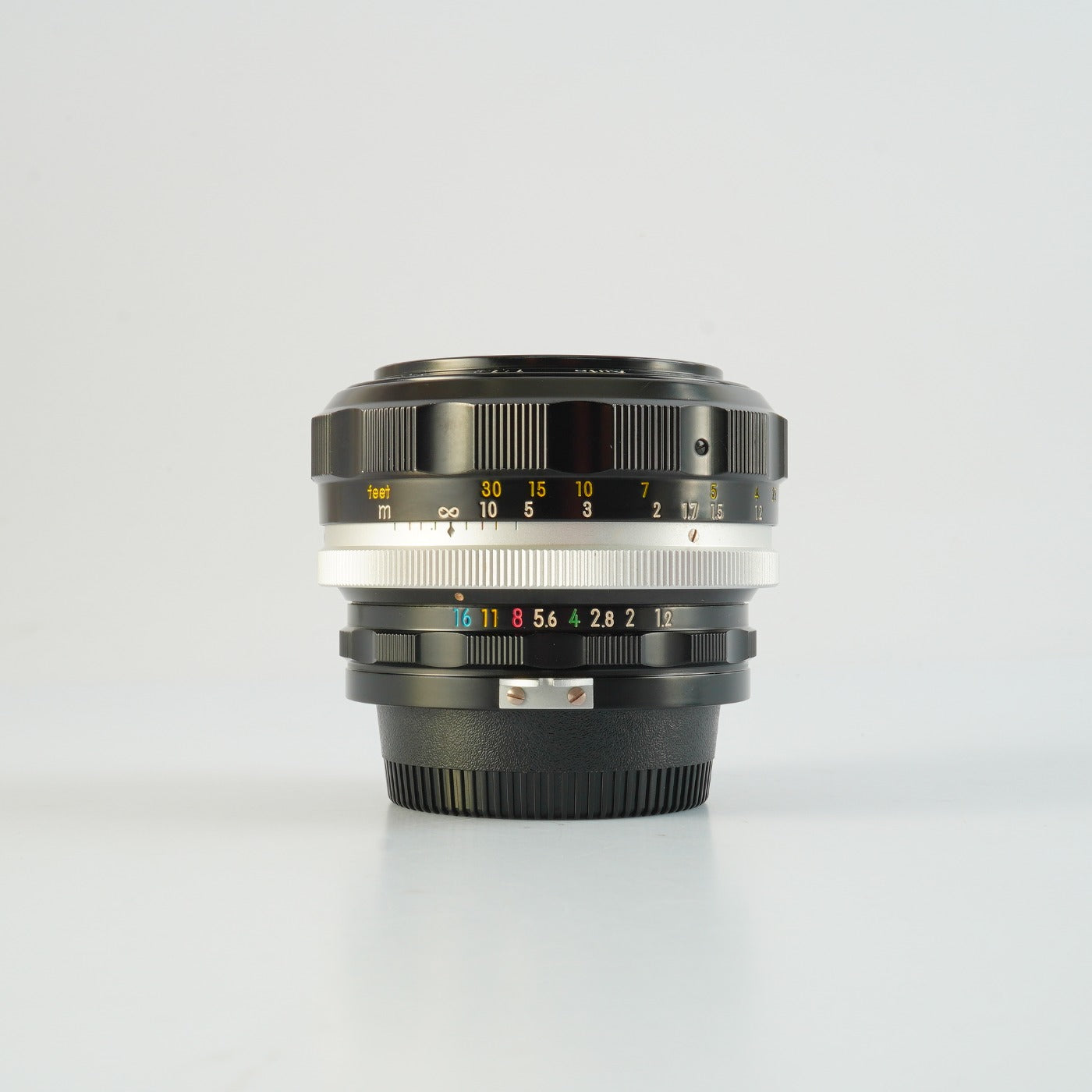 【Serviced】 Nikon 非Ai Nikkor-S Auto 55mm F/1.2 単焦点レンズ