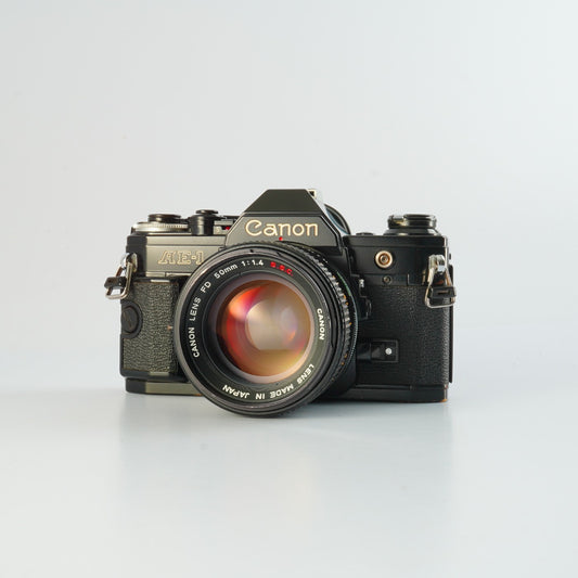 Canon AE-1 Black + FD 50mm F/1.4 S.S.C. MF フィルム一眼レフカメラ