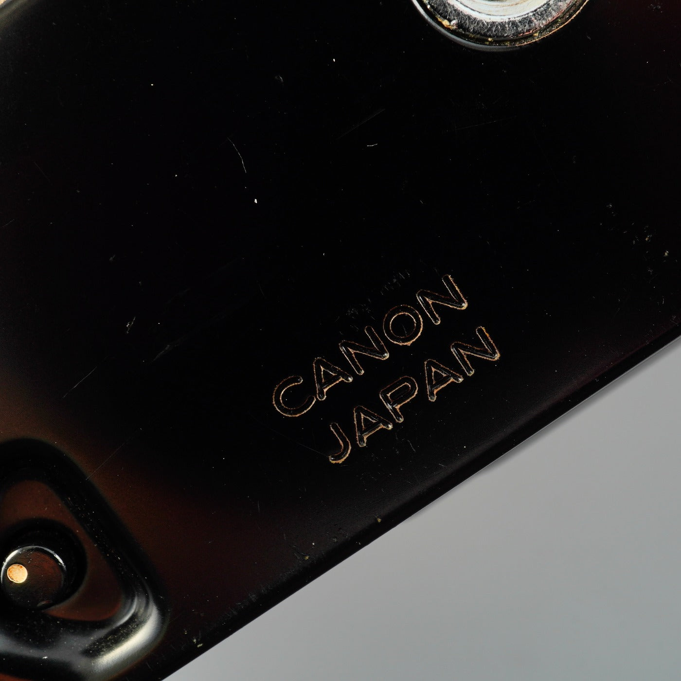 Canon AE-1 Black + FD 50mm F/1.4 S.S.C. MF フィルム一眼レフカメラ