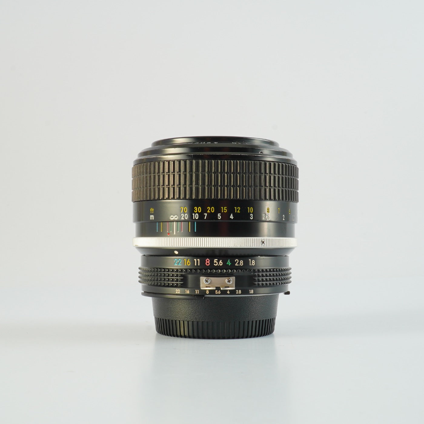 【Overhauled】 Nikon Ai改 Nikkor 85mm F/1.8 単焦点レンズ