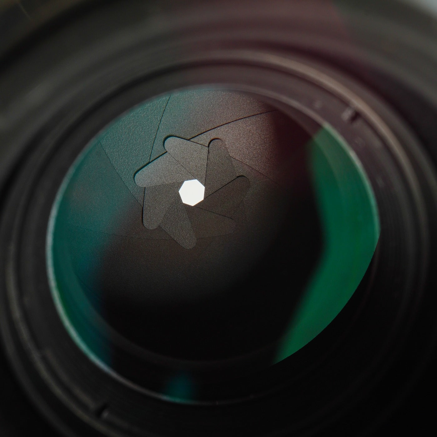 【Serviced】 Nikon Ai-S NIKKOR 135mm F/2.8 単焦点レンズ