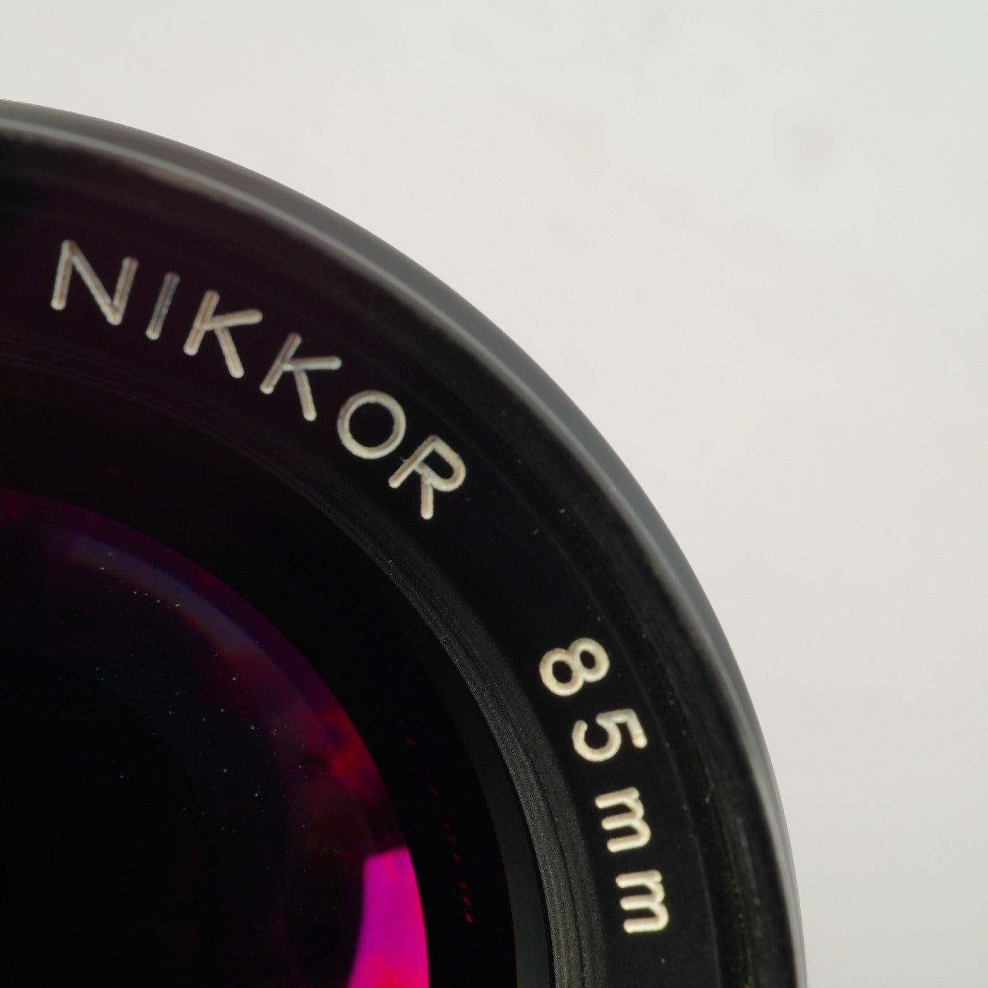 【Overhauled】 Nikon Ai-S NIKKOR 85mm F/2 単焦点レンズ