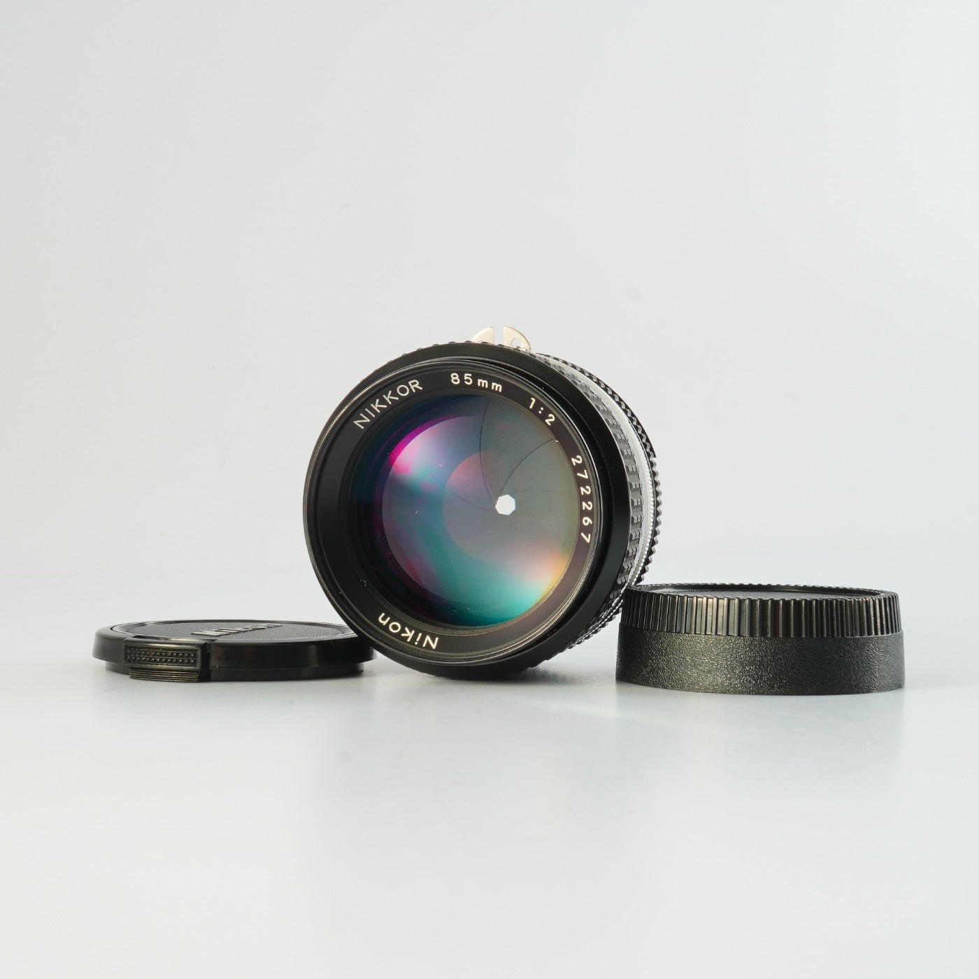 【Overhauled】 Nikon Ai-S NIKKOR 85mm F/2 単焦点レンズ