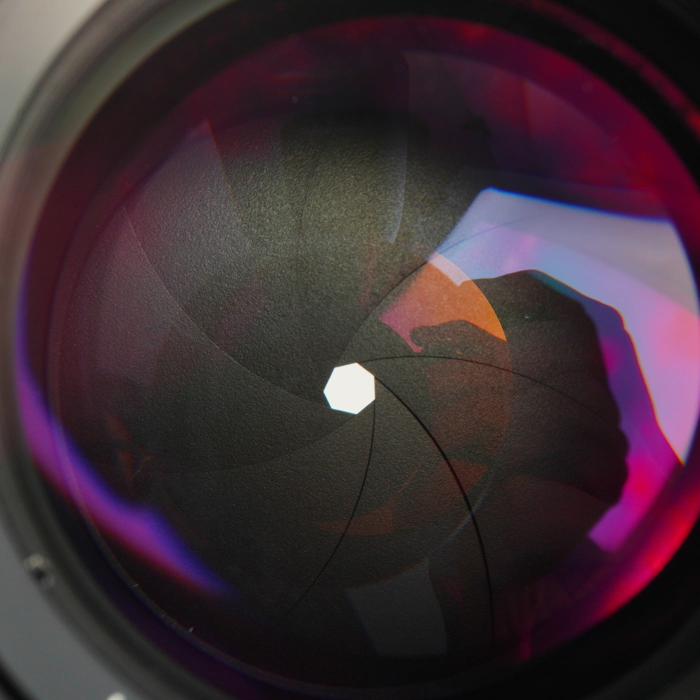 【Overhauled】 Nikon Ai-S NIKKOR 85mm F/2 単焦点レンズ