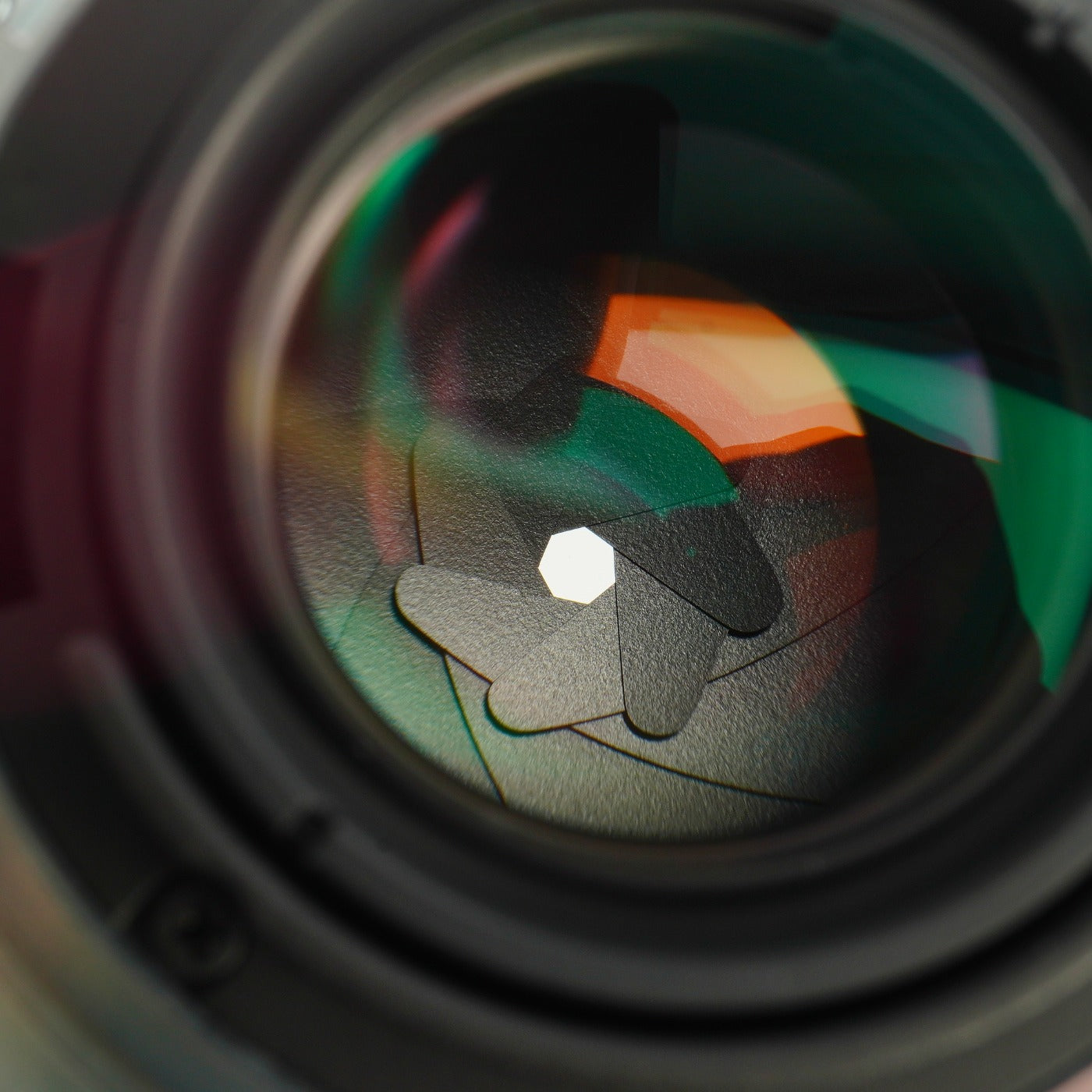 Nikon Ai-S NIKKOR 24mm F/2 単焦点レンズ