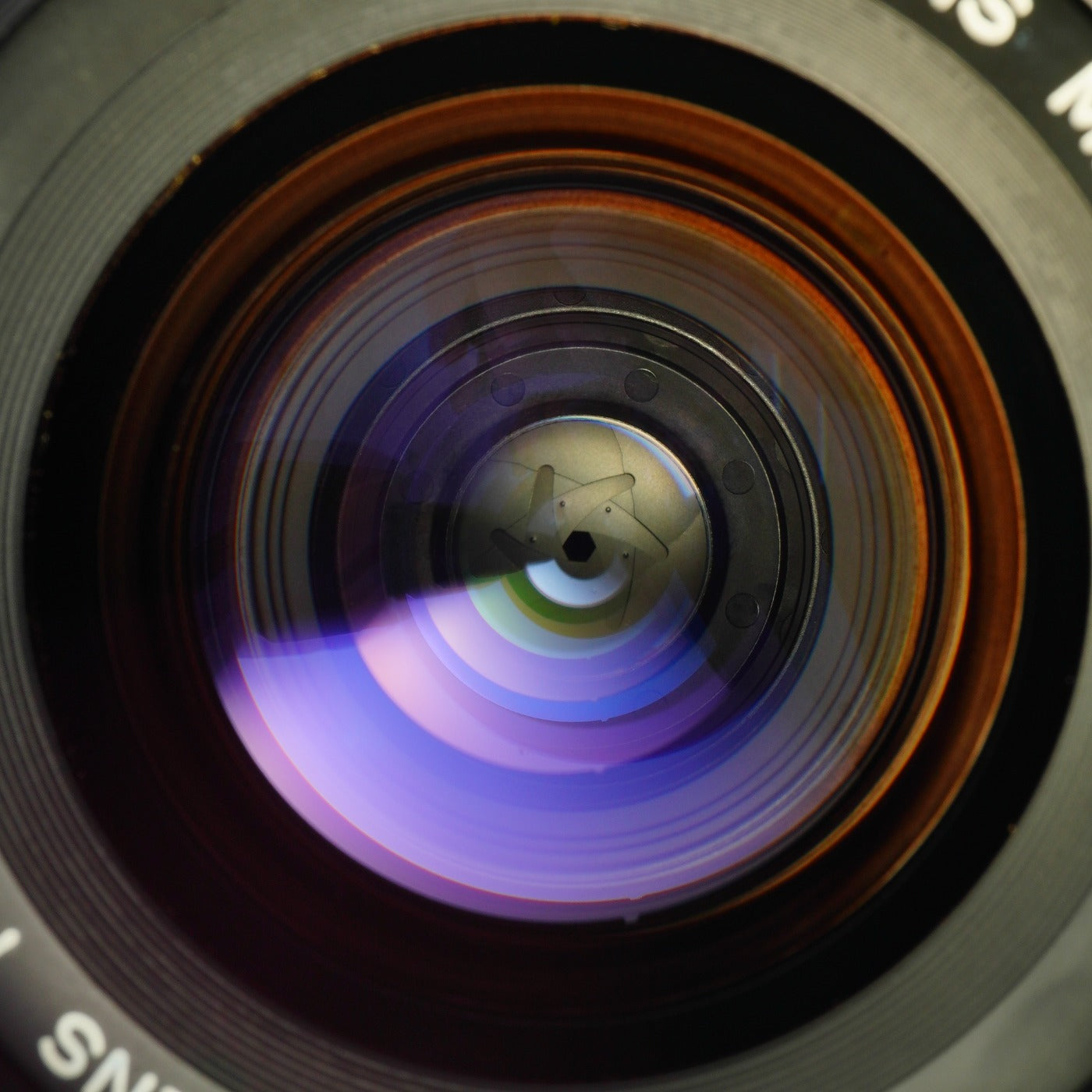 Canon FD 35-70mm F/4 ズームレンズ