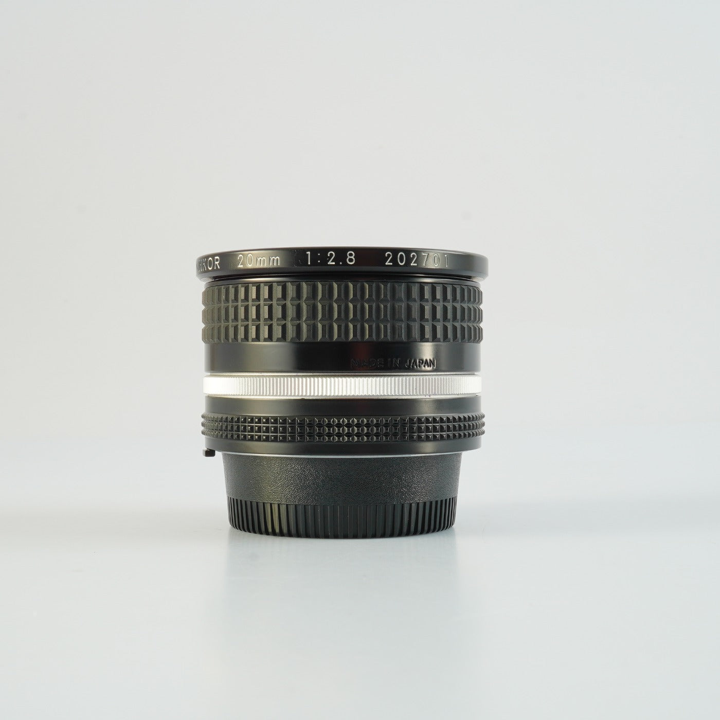【Serviced】 Nikon Ai-S NIKKOR 20mm F/2.8 単焦点レンズ