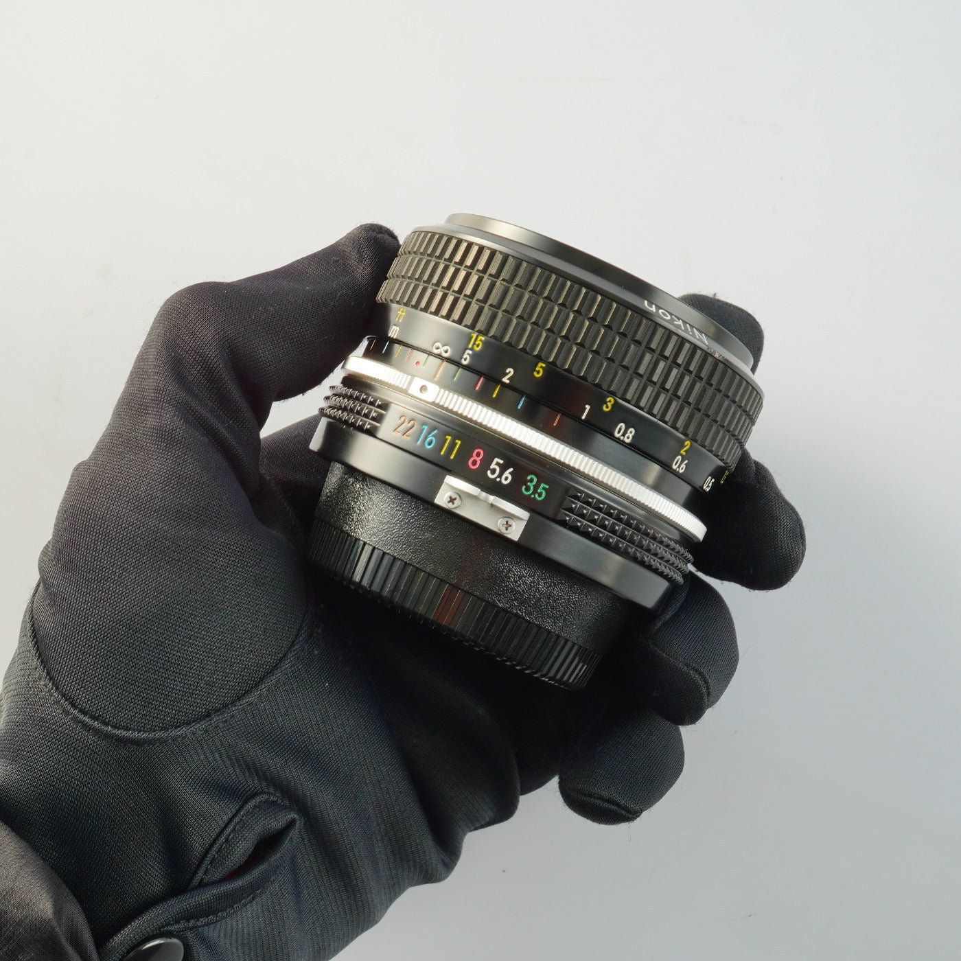Nikon 非Ai NIKKOR 28mm F/3.5 単焦点レンズ