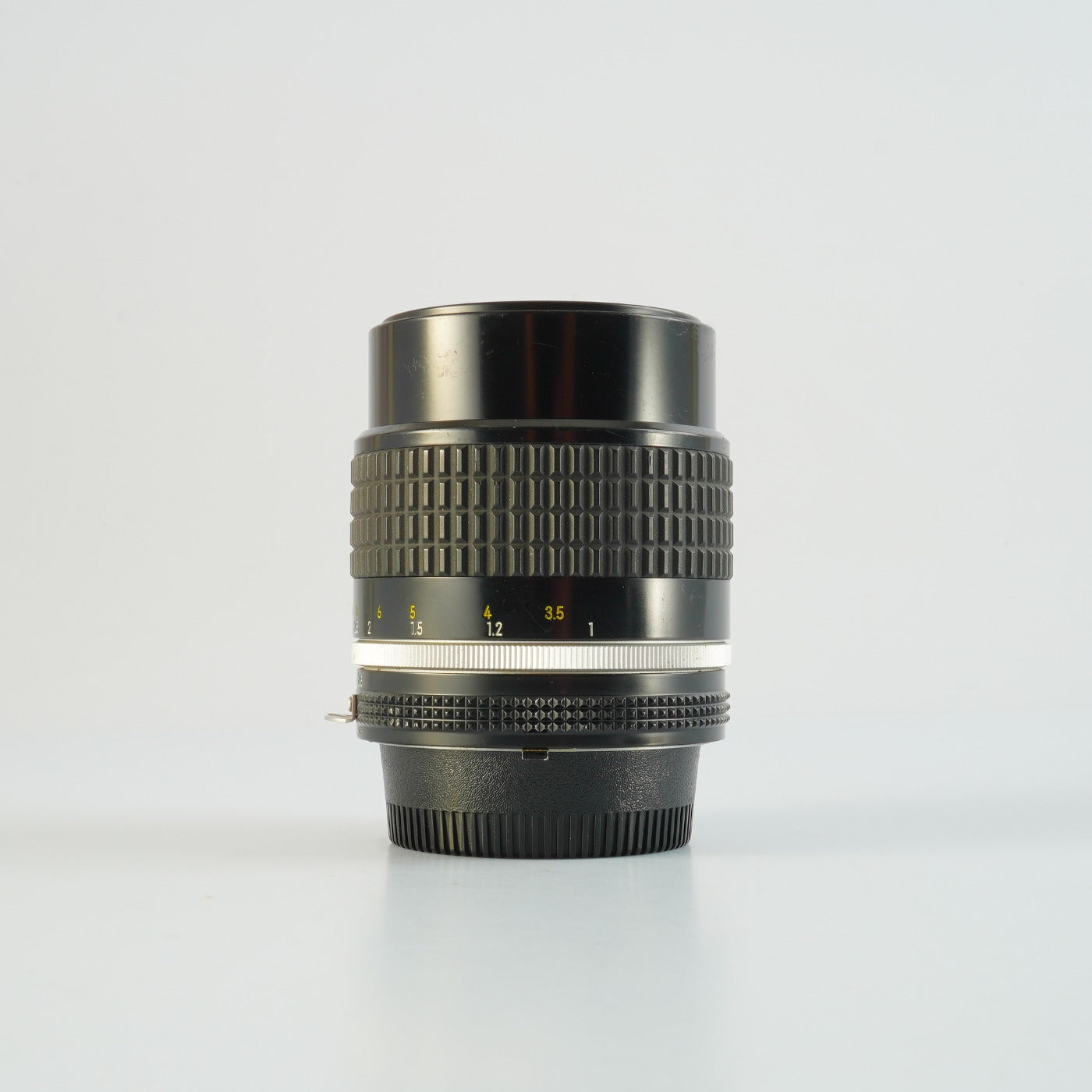 【Serviced】 Nikon Ai-S NIKKOR 105mm F/2.5 単焦点レンズ