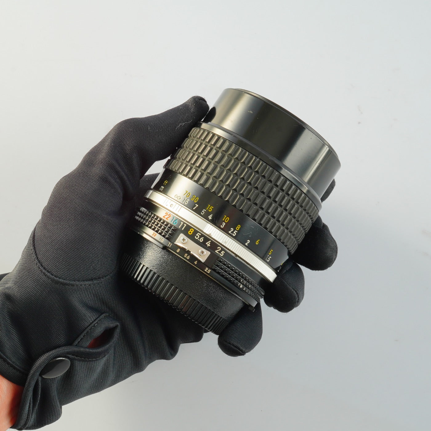 【Serviced】 Nikon Ai-S NIKKOR 105mm F/2.5 単焦点レンズ