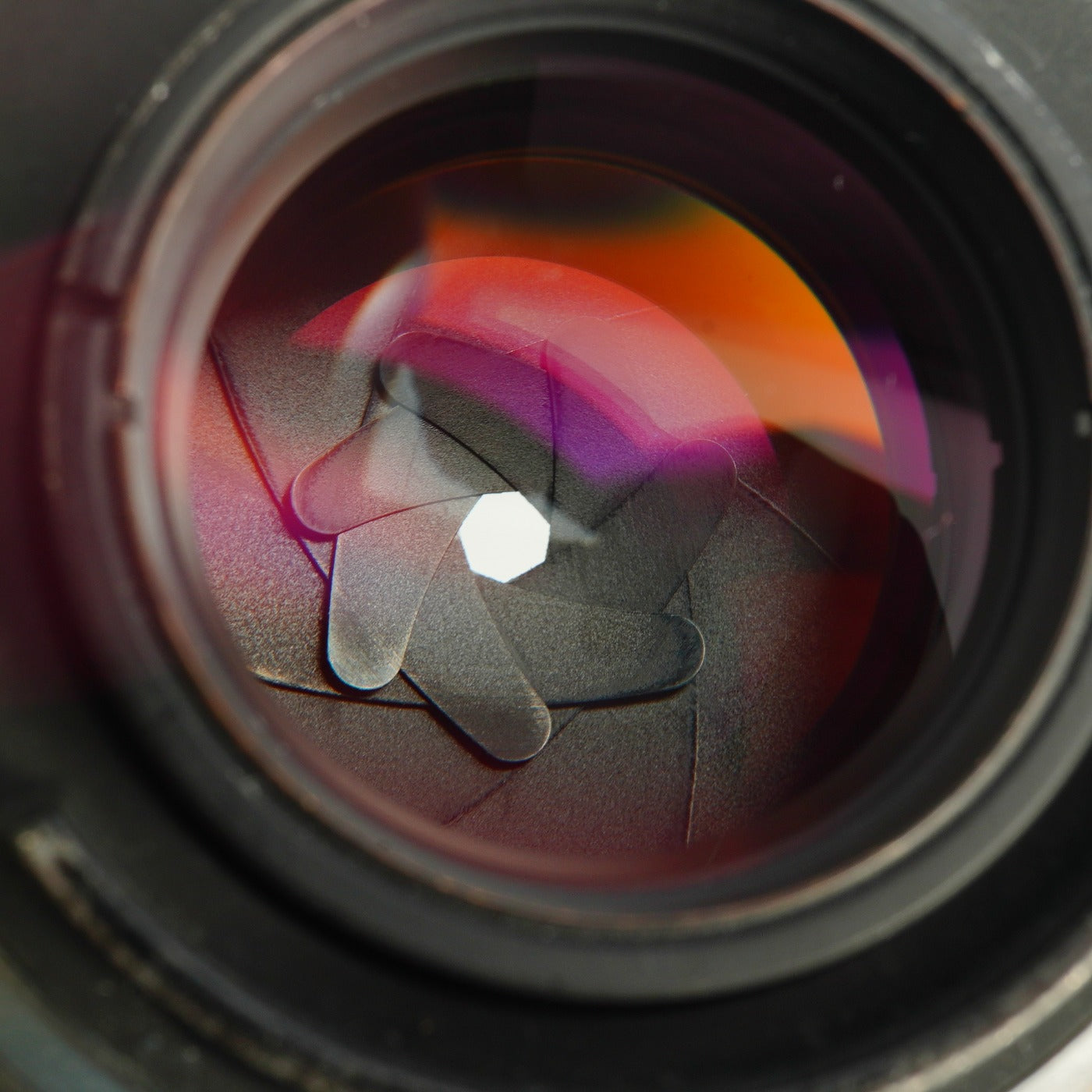 【Serviced】 Nikon Ai Nikkor 35mm F/2 単焦点レンズ