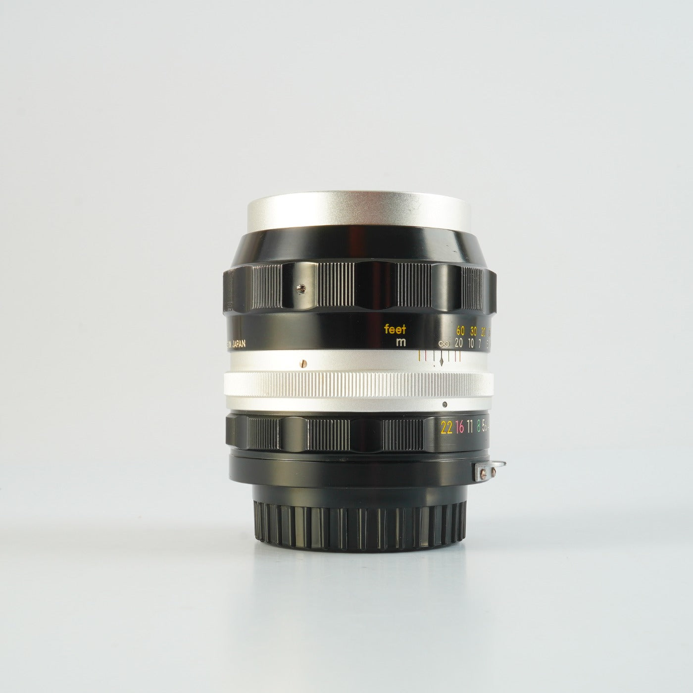 【Serviced】 Nikon 非Ai NIKKOR-P Auto 105mm F/2.5 単焦点レンズ