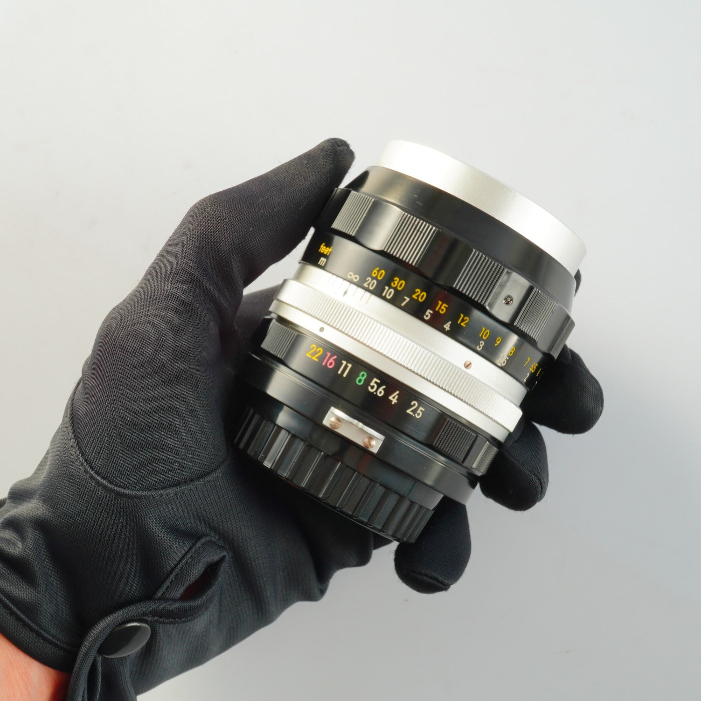 【Serviced】 Nikon 非Ai NIKKOR-P Auto 105mm F/2.5 単焦点レンズ