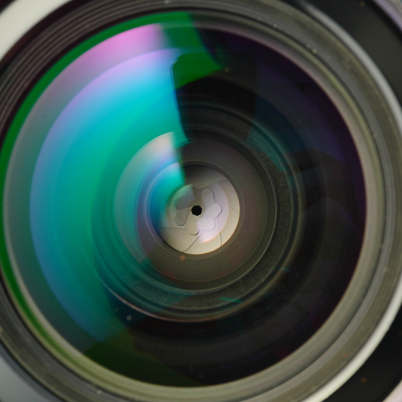 【Serviced】 Nikon Ai Nikkor 28mm F/2.8 単焦点レンズ