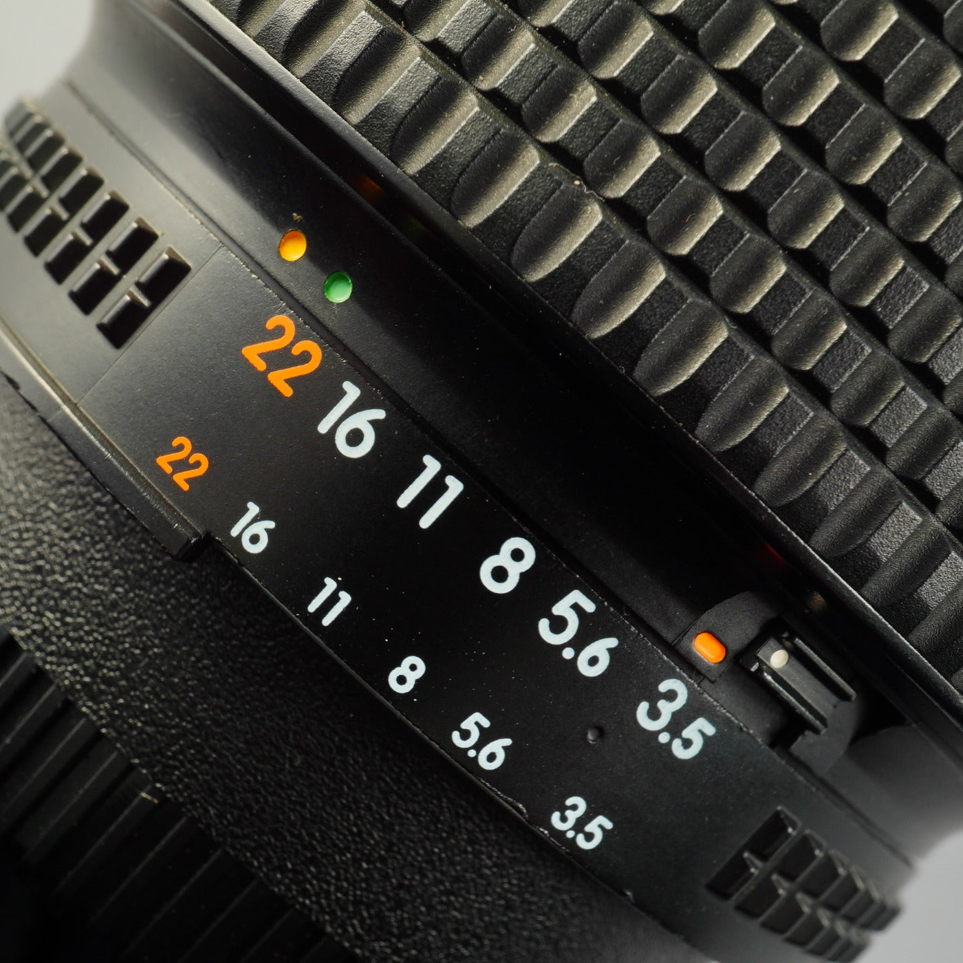 Nikon AF NIKKOR 28-105mm F/3.5-4.5 D ズームレンズ