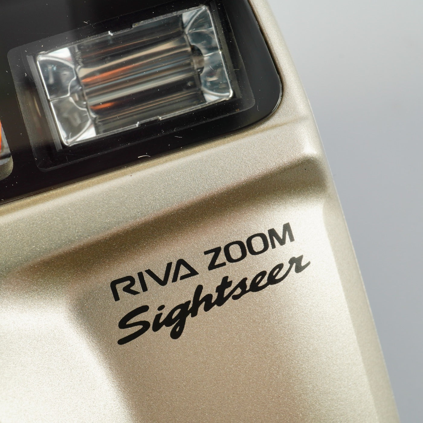 MINOLTA Riva Zoom Sightseer コンパクトフィルムカメラ