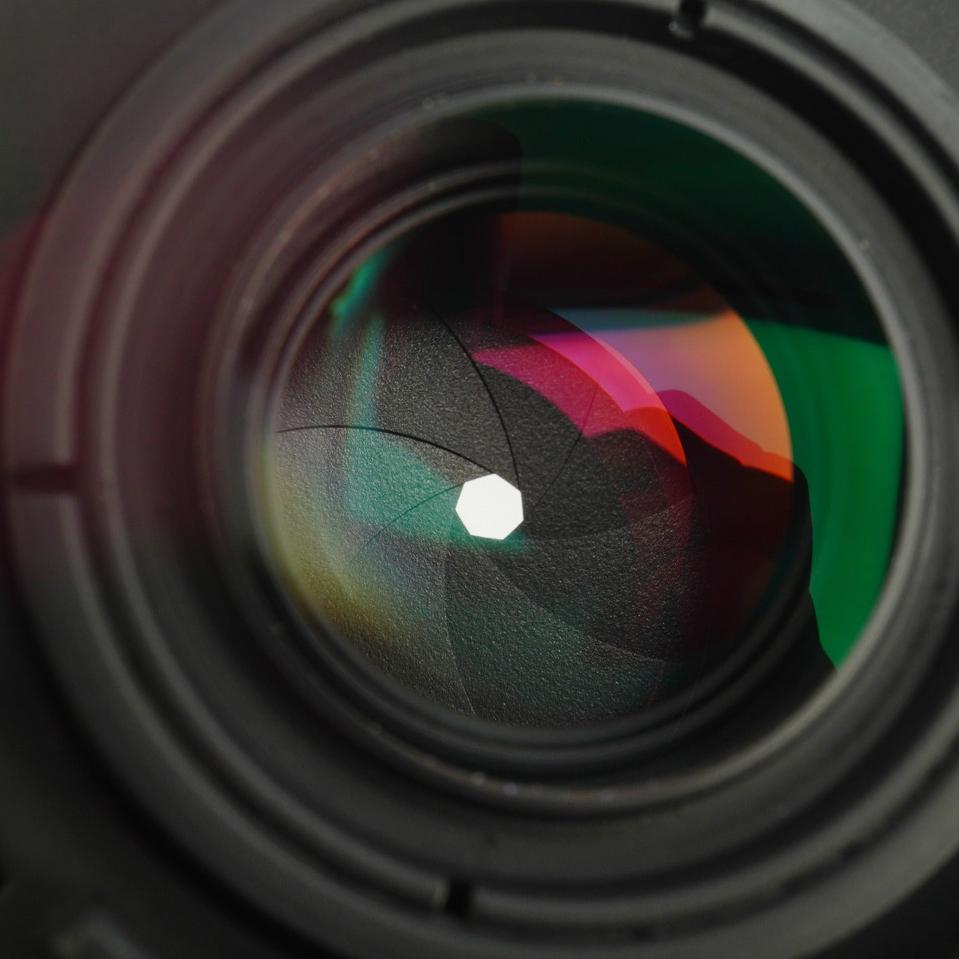 【Serviced】 Nikon Ai Nikkor 28mm F/2.8 単焦点レンズ