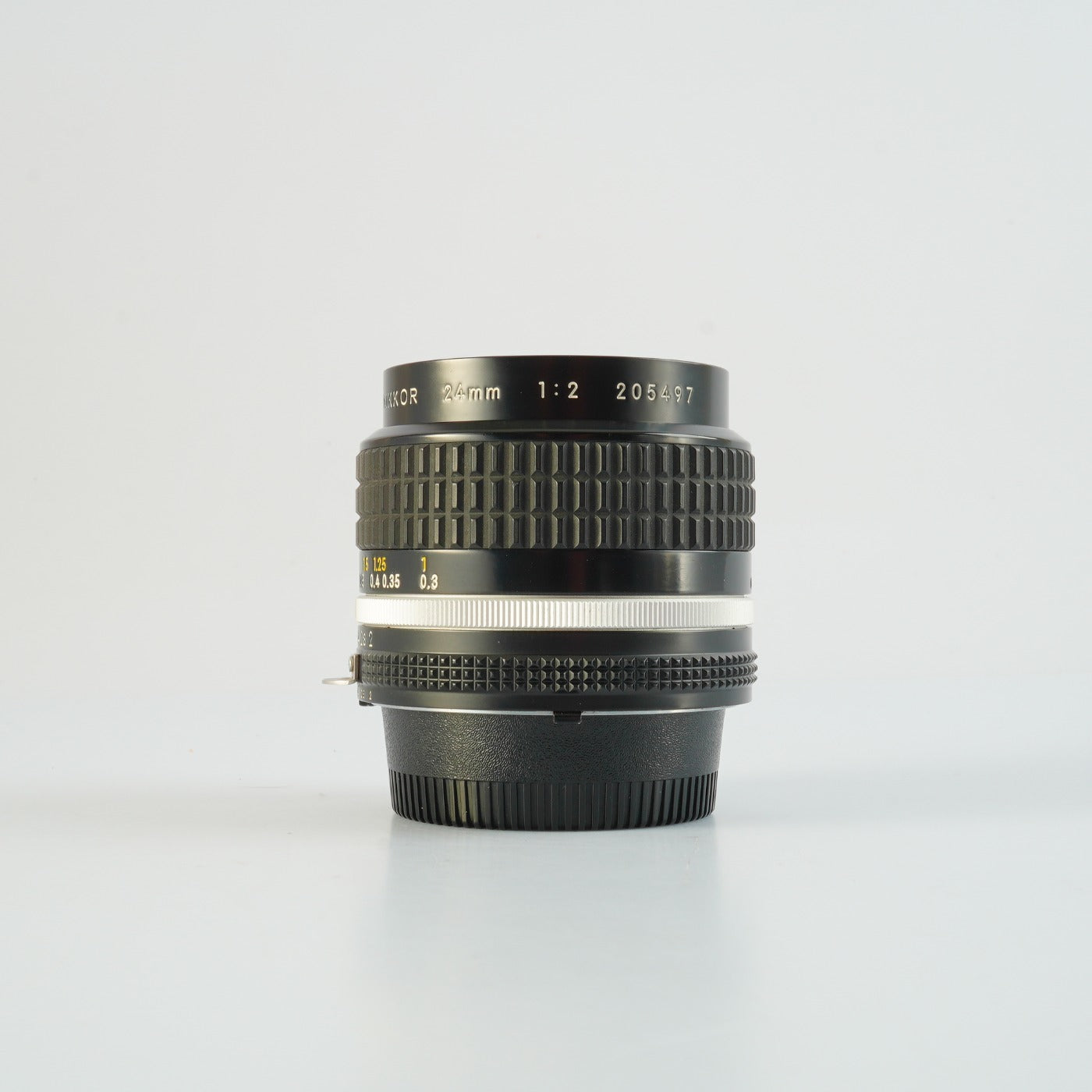 【Serviced】 Nikon Ai-S NIKKOR 24mm F/2 単焦点レンズ