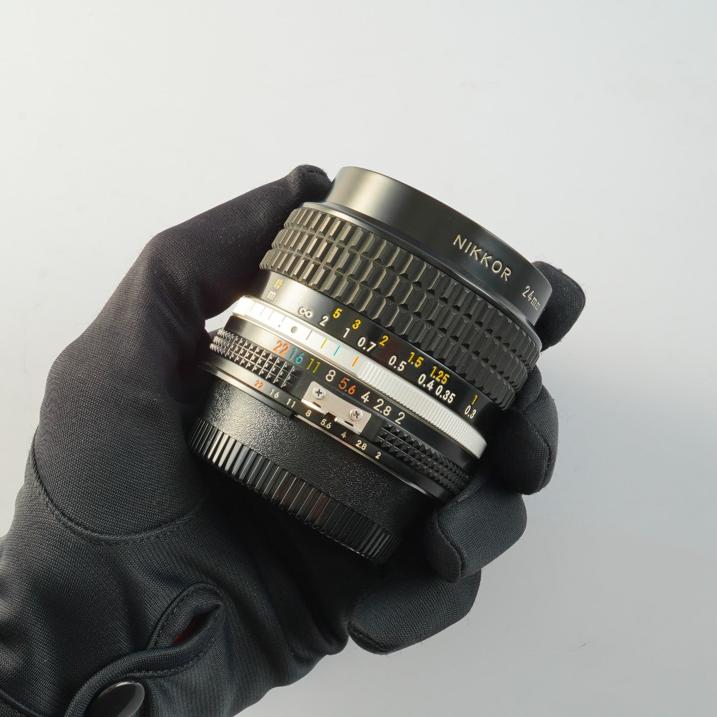 【Serviced】 Nikon Ai-S NIKKOR 24mm F/2 単焦点レンズ