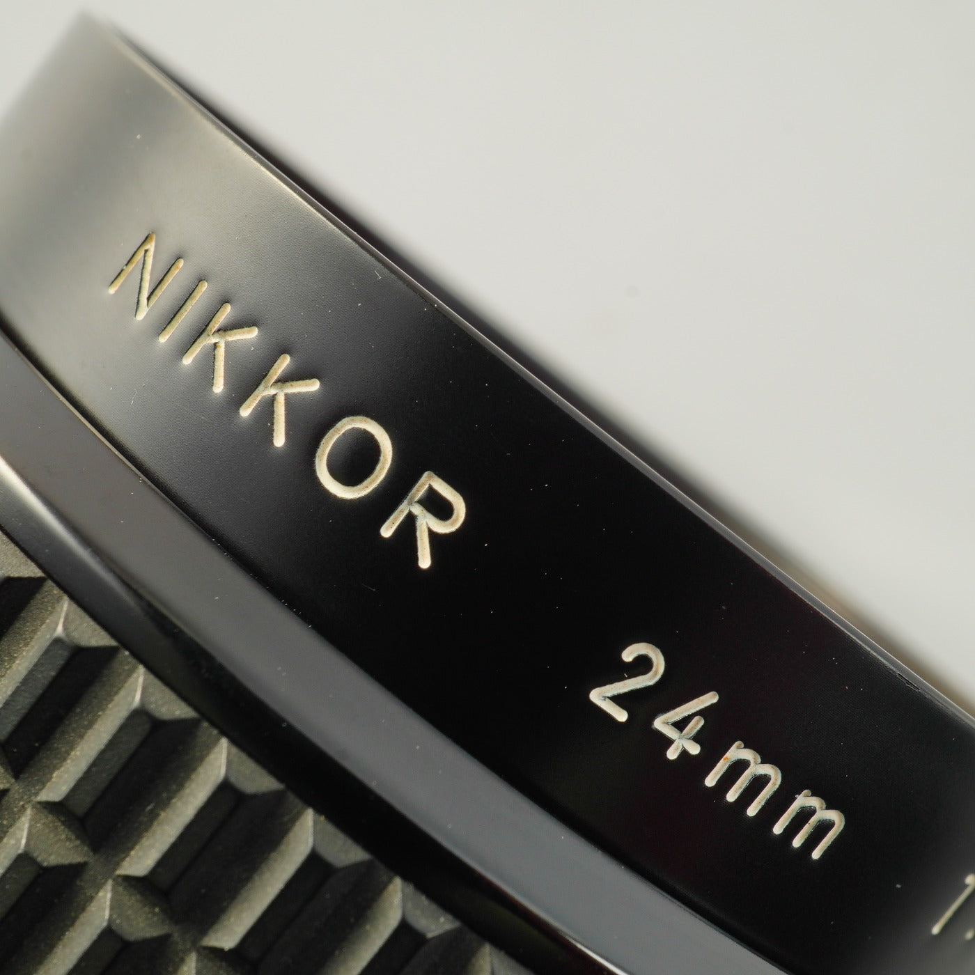 【Serviced】 Nikon Ai-S NIKKOR 24mm F/2 単焦点レンズ