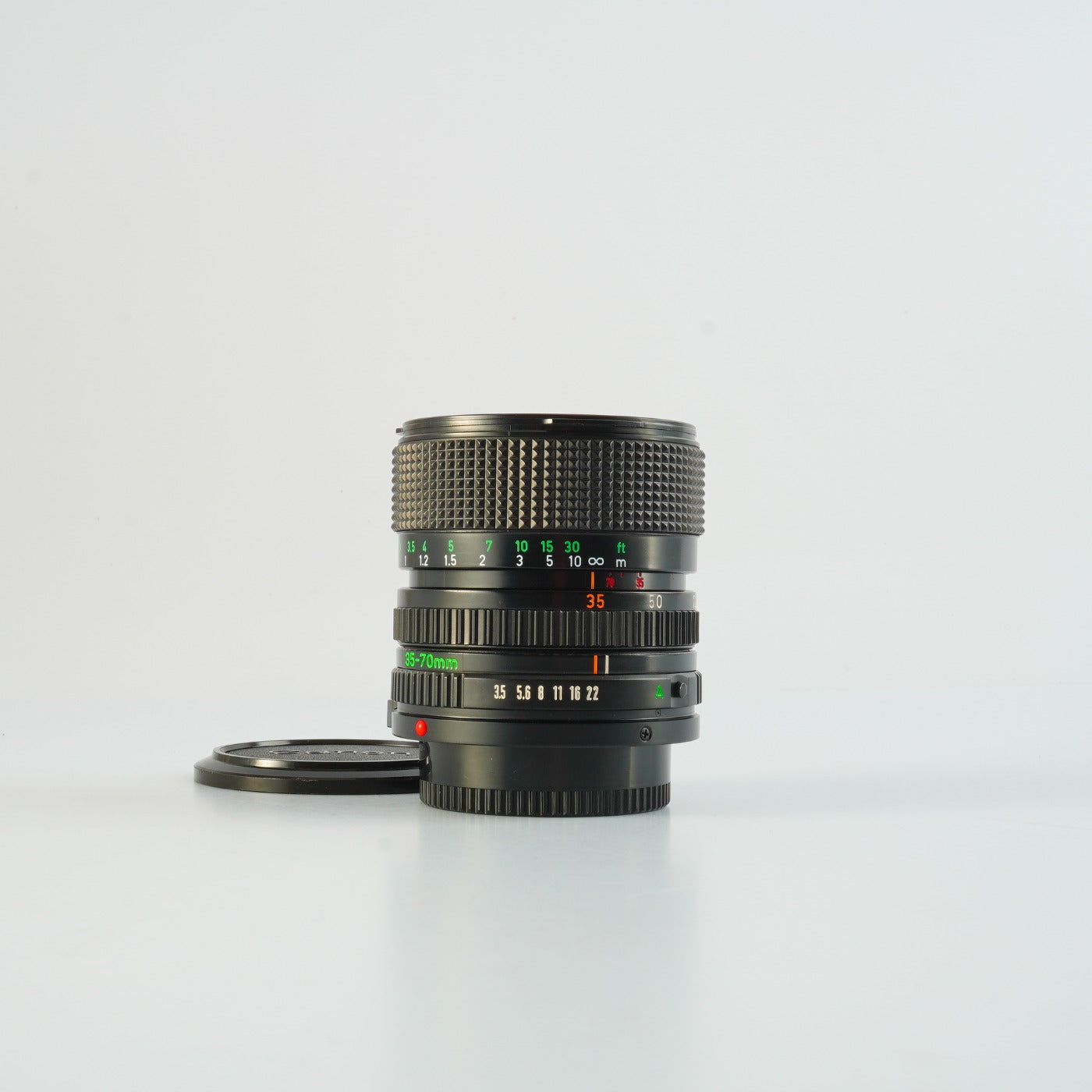 Canon FD 35-70mm F/3.5-4.5 ズームレンズ