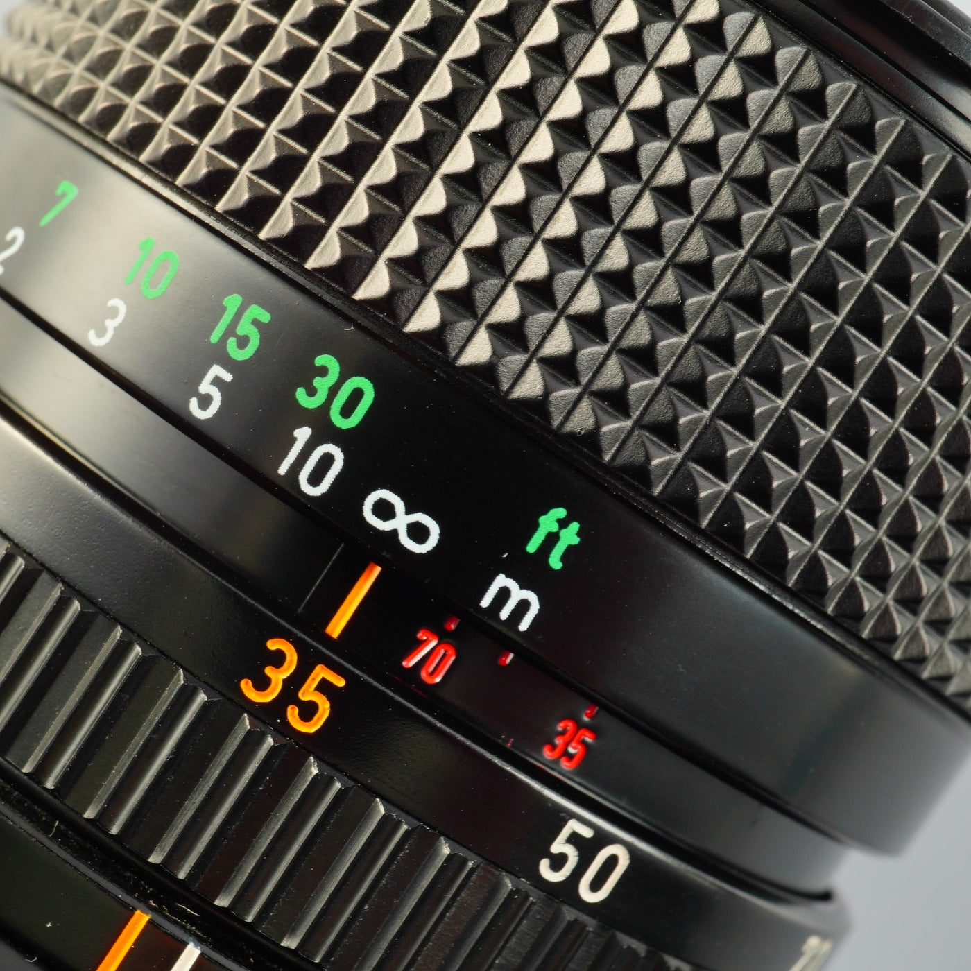 Canon FD 35-70mm F/3.5-4.5 ズームレンズ