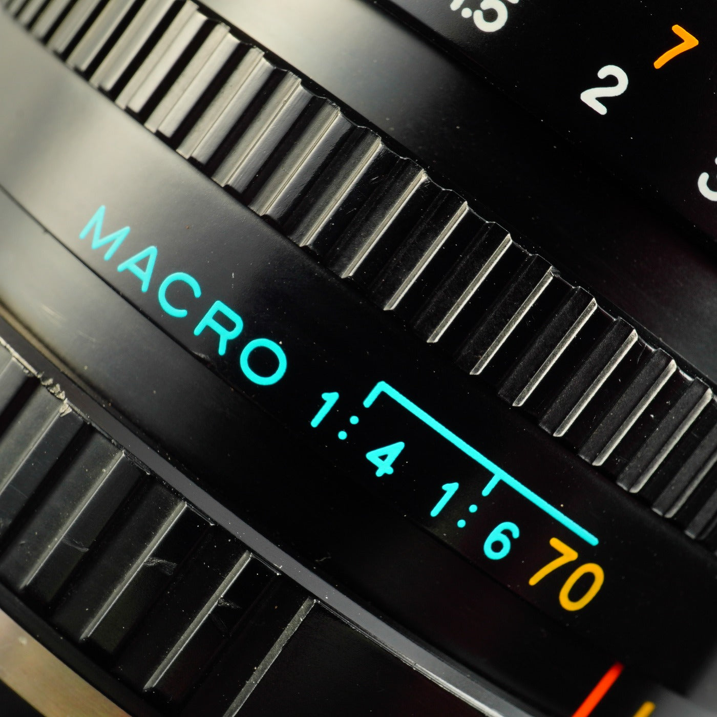 MINOLTA MD ZOOM 28-70mm F/3.5-4.8 ズームレンズ