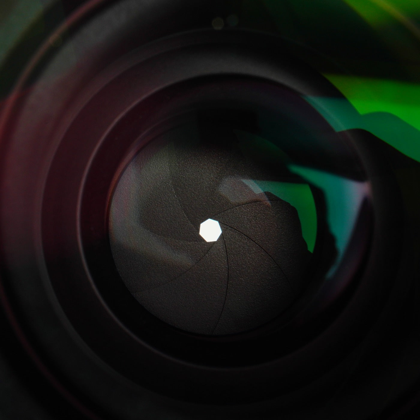 【Overhauled】 Nikon Ai-S NIKKOR 35mm F/2 単焦点レンズ