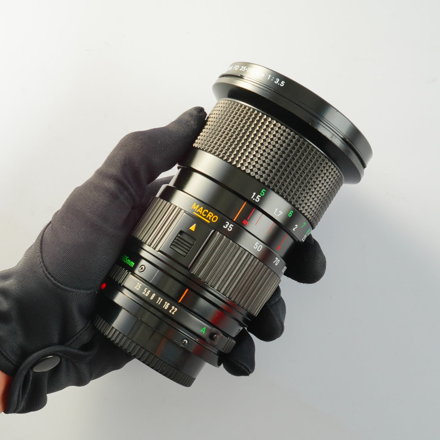 Canon New FD 35-105mm F/3.5 ズームレンズ