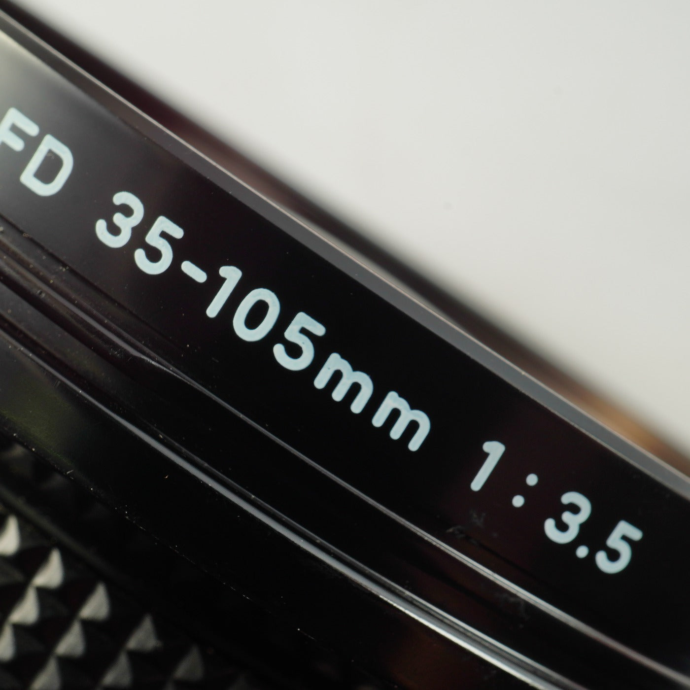 Canon New FD 35-105mm F/3.5 ズームレンズ