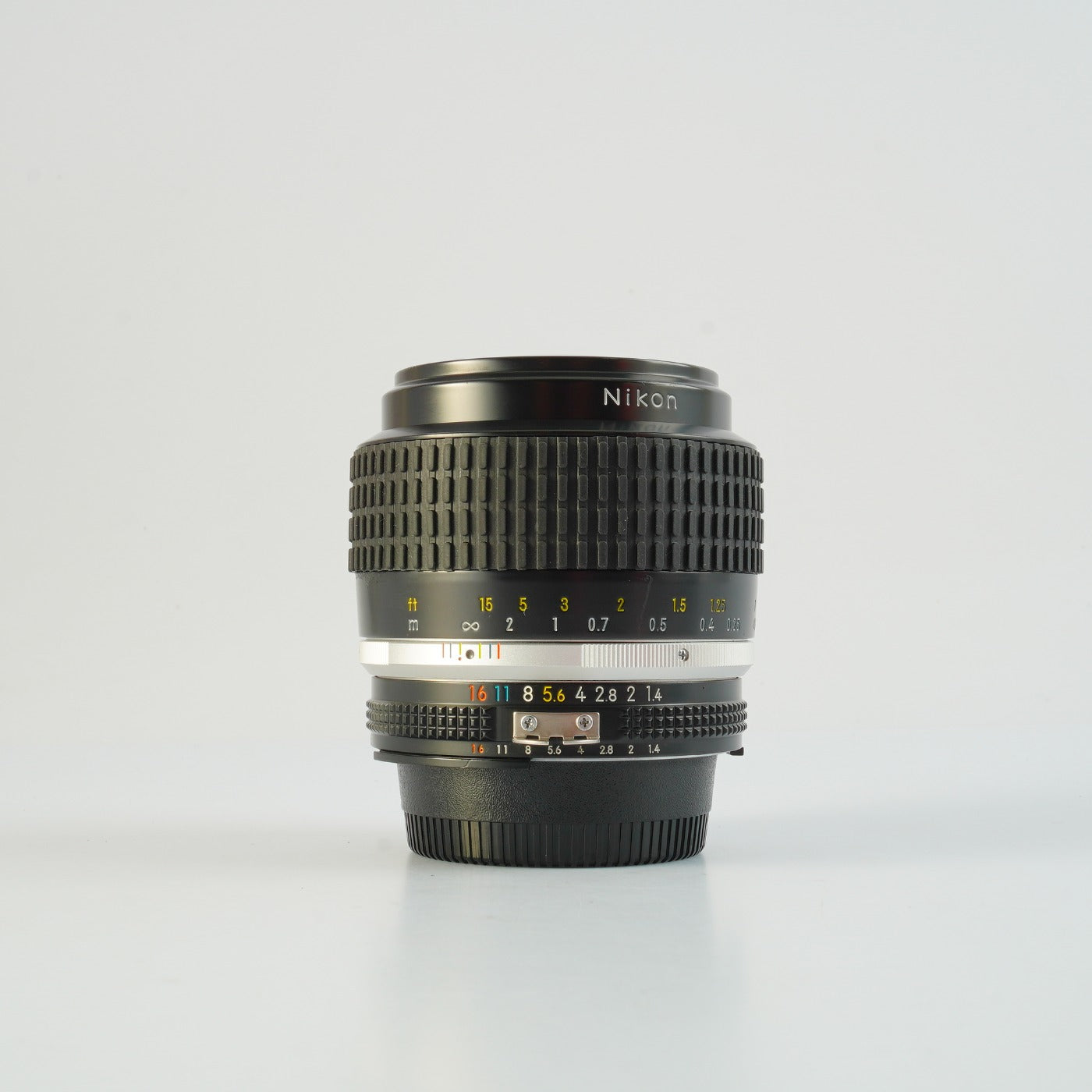 【Serviced】 Nikon Ai-S NIKKOR 35mm F/1.4 単焦点レンズ