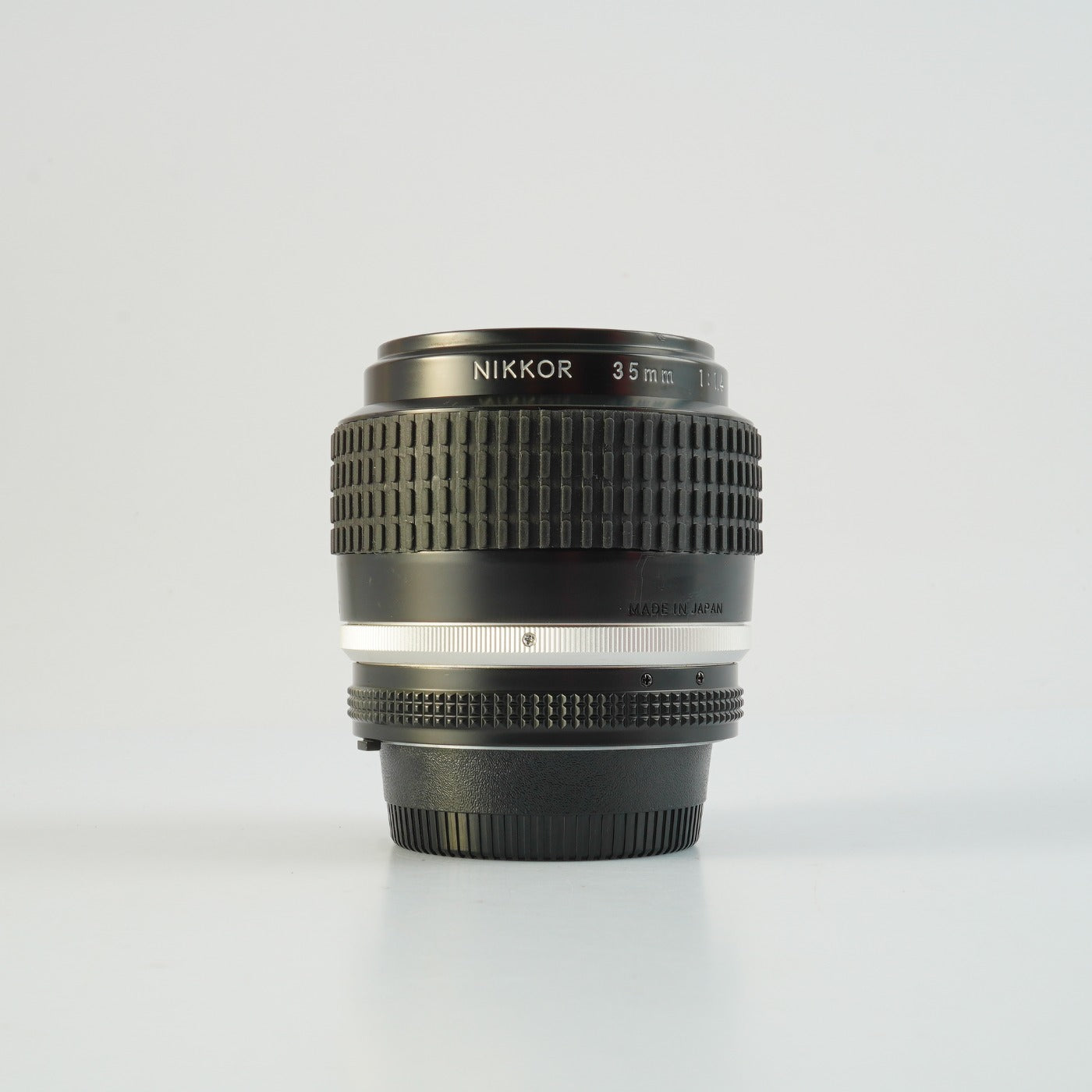 【Serviced】 Nikon Ai-S NIKKOR 35mm F/1.4 単焦点レンズ