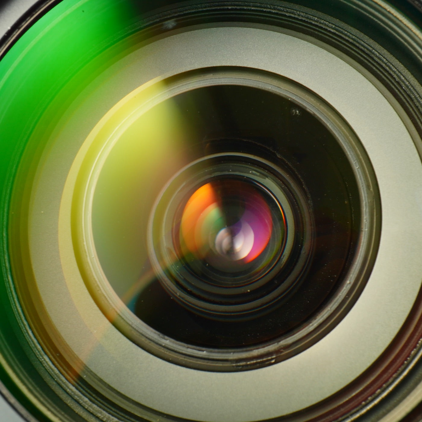 MINOLTA AF ZOOM 24-105mm F/3.5-4.5 D ズームレンズ