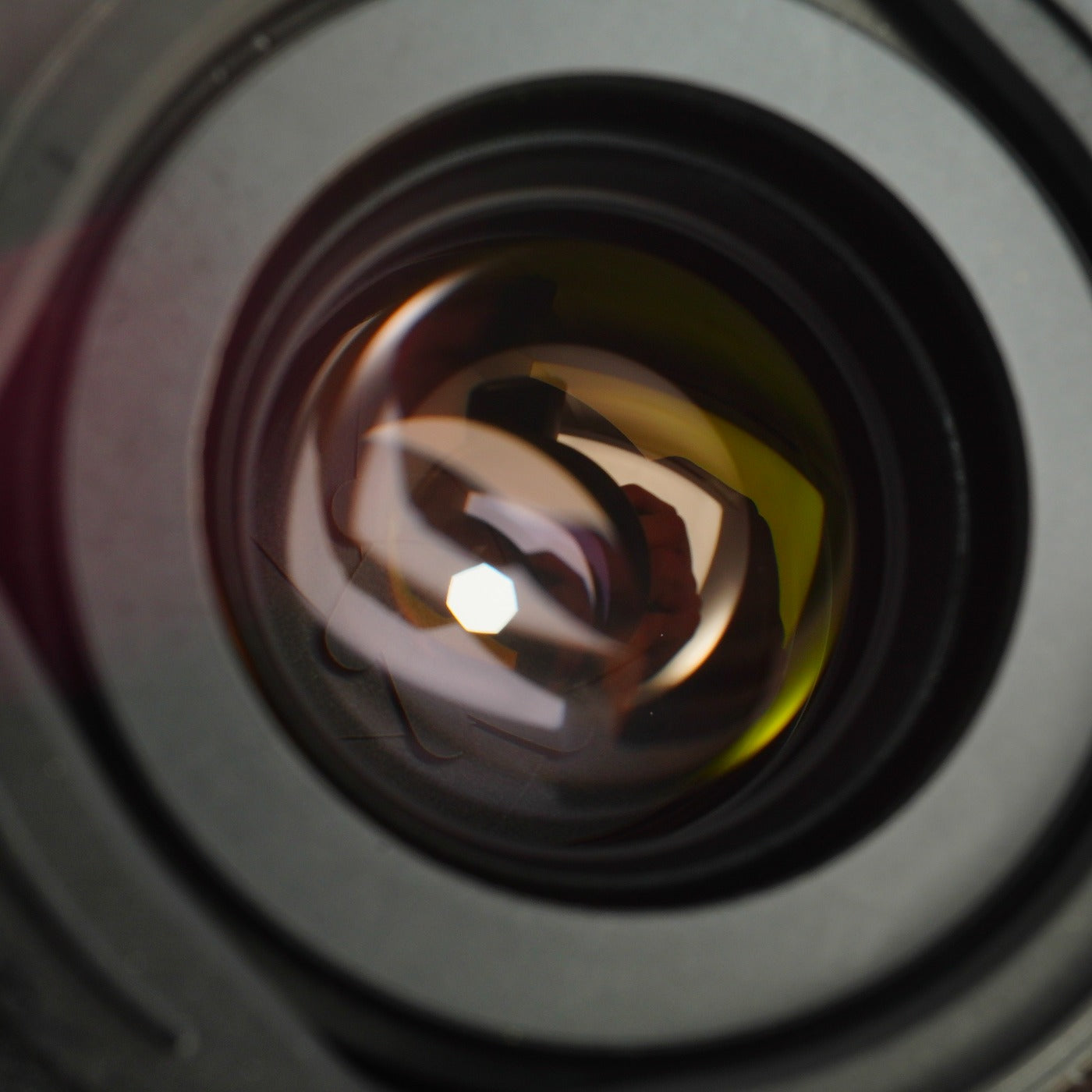 MINOLTA AF ZOOM 24-105mm F/3.5-4.5 D ズームレンズ