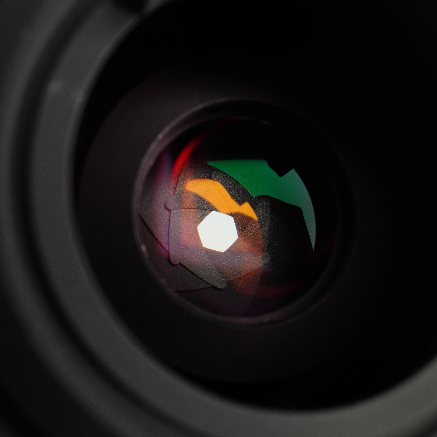 OLYMPUS OM-SYSTEM S ZUIKO AUTO-ZOOM 28-48mm F/4 ズームレンズ