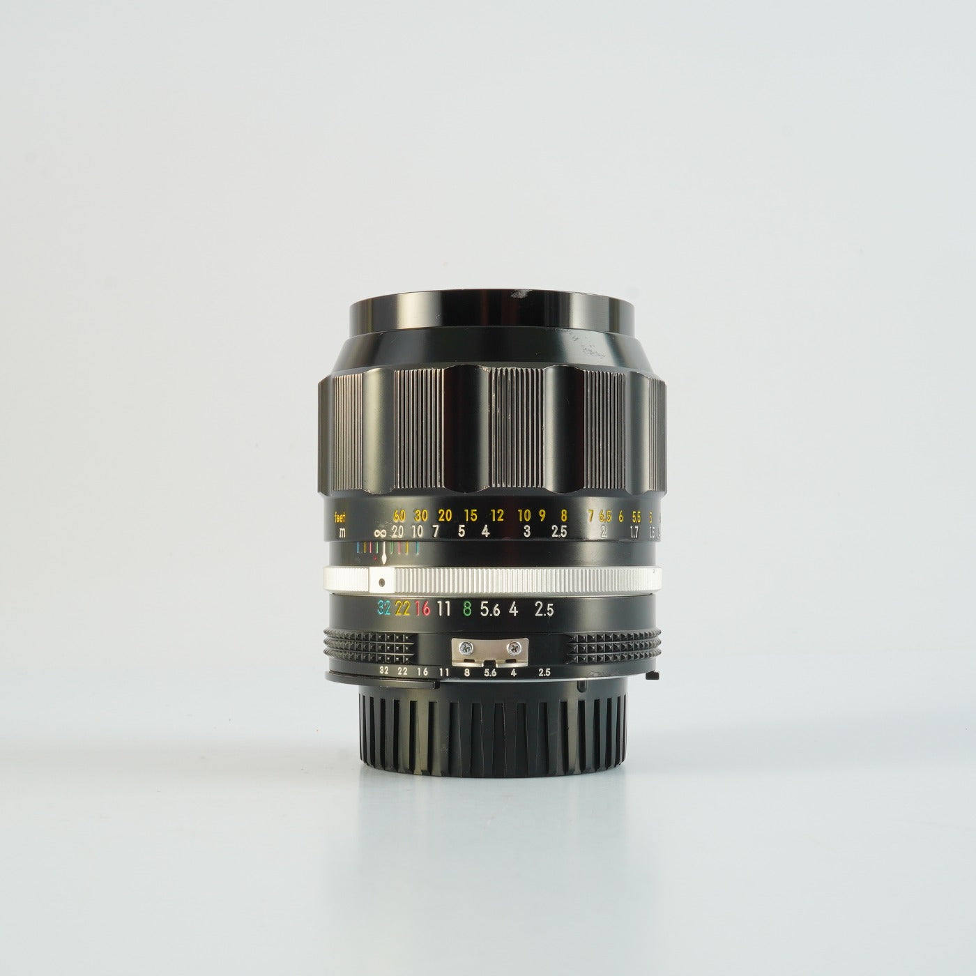 Nikon Ai改 NIKKOR-P.C Auto 105mm F/2.5 単焦点レンズ