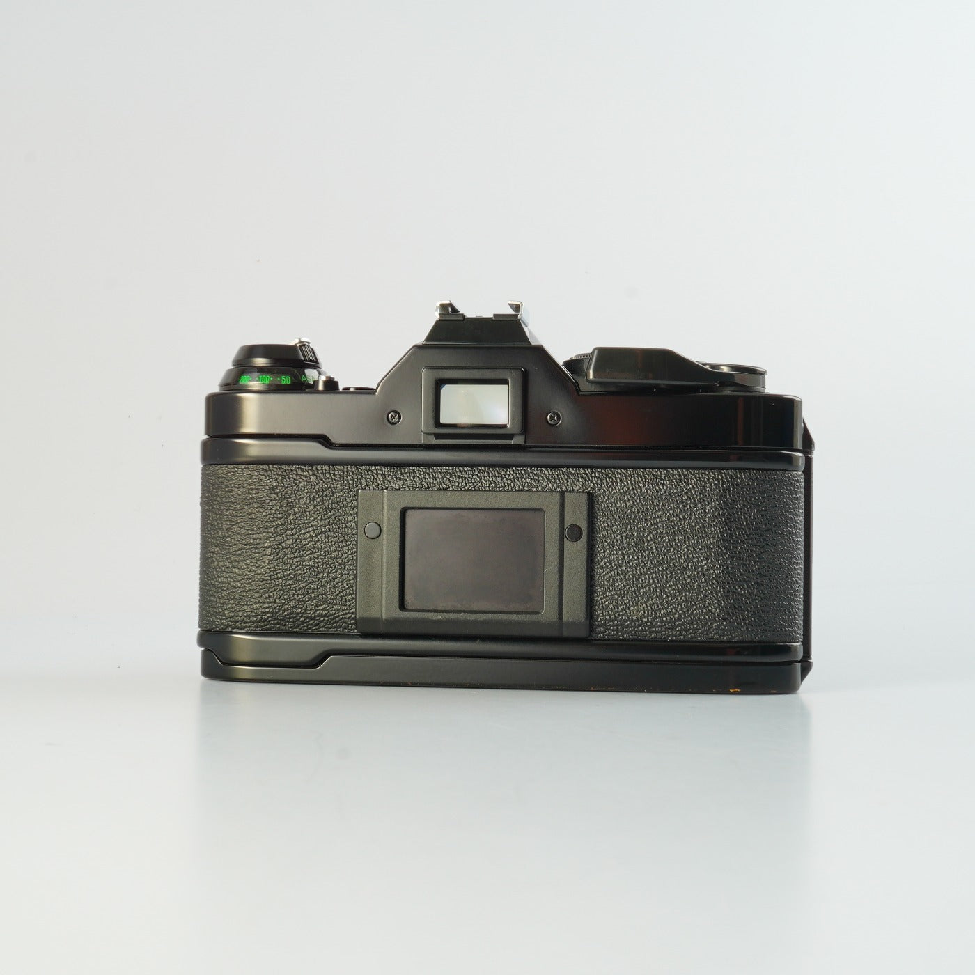 【Serviced】 Canon AE-1 Program Black + New FD 50mm F/1.4 MF フィルム一眼レフカメラ