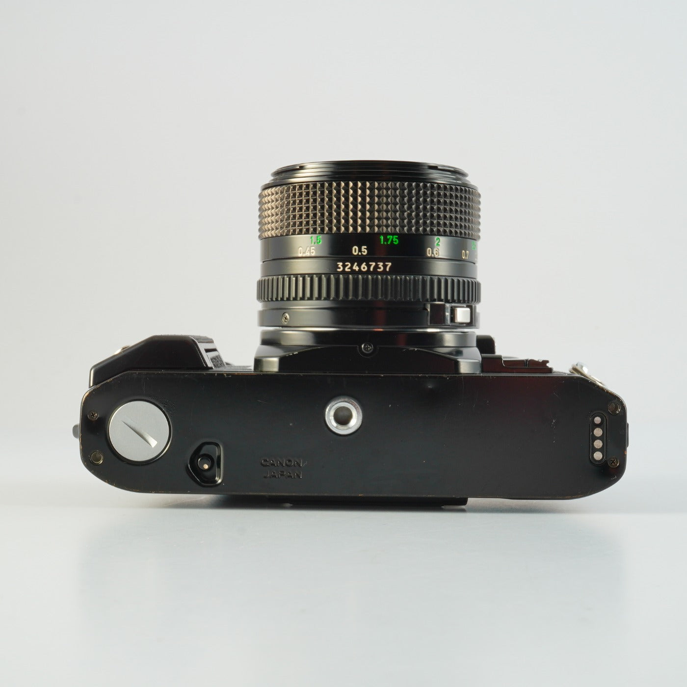 【Serviced】 Canon AE-1 Program Black + New FD 50mm F/1.4 MF フィルム一眼レフカメラ