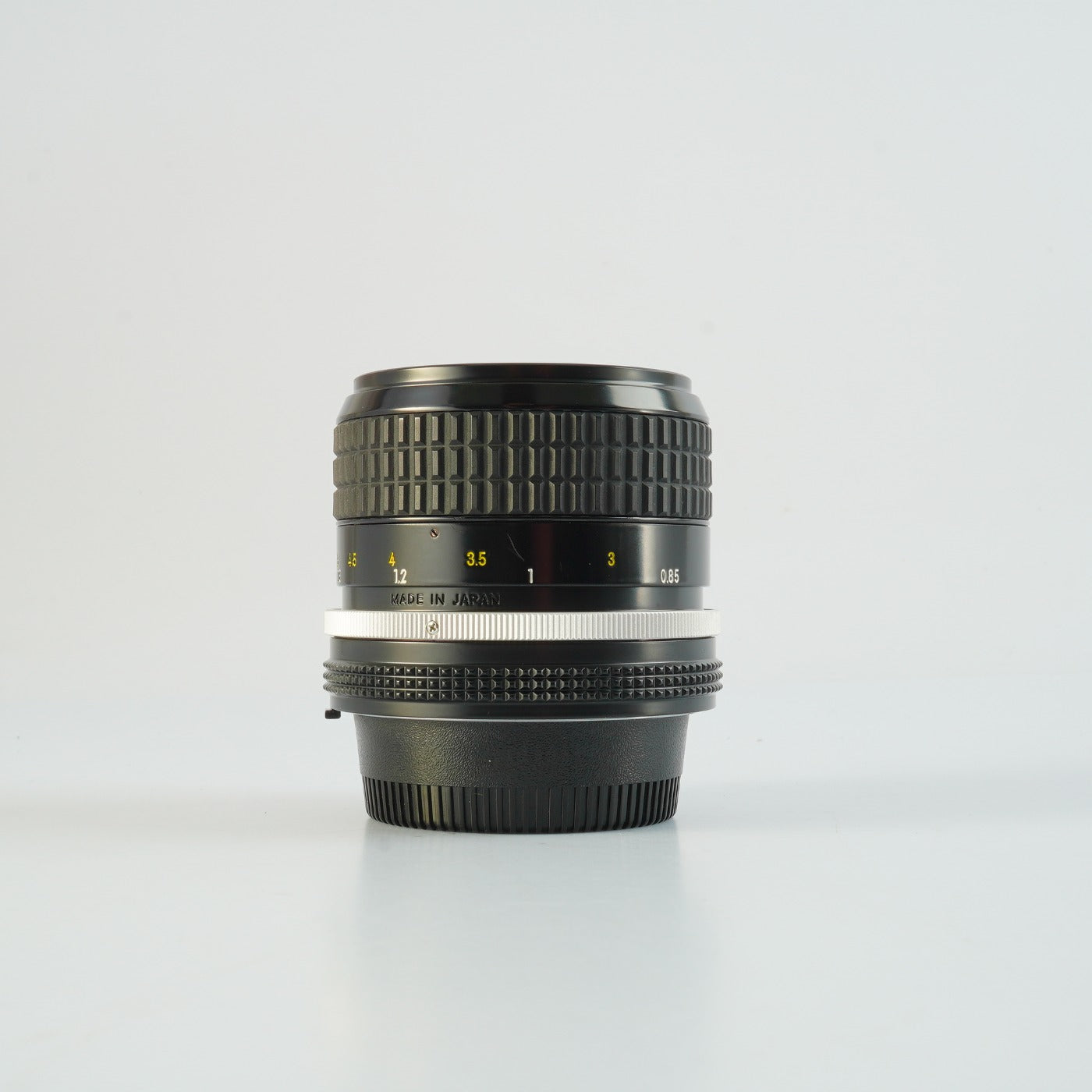 【Serviced】 Nikon Ai NIKKOR 85mm F/2 単焦点レンズ