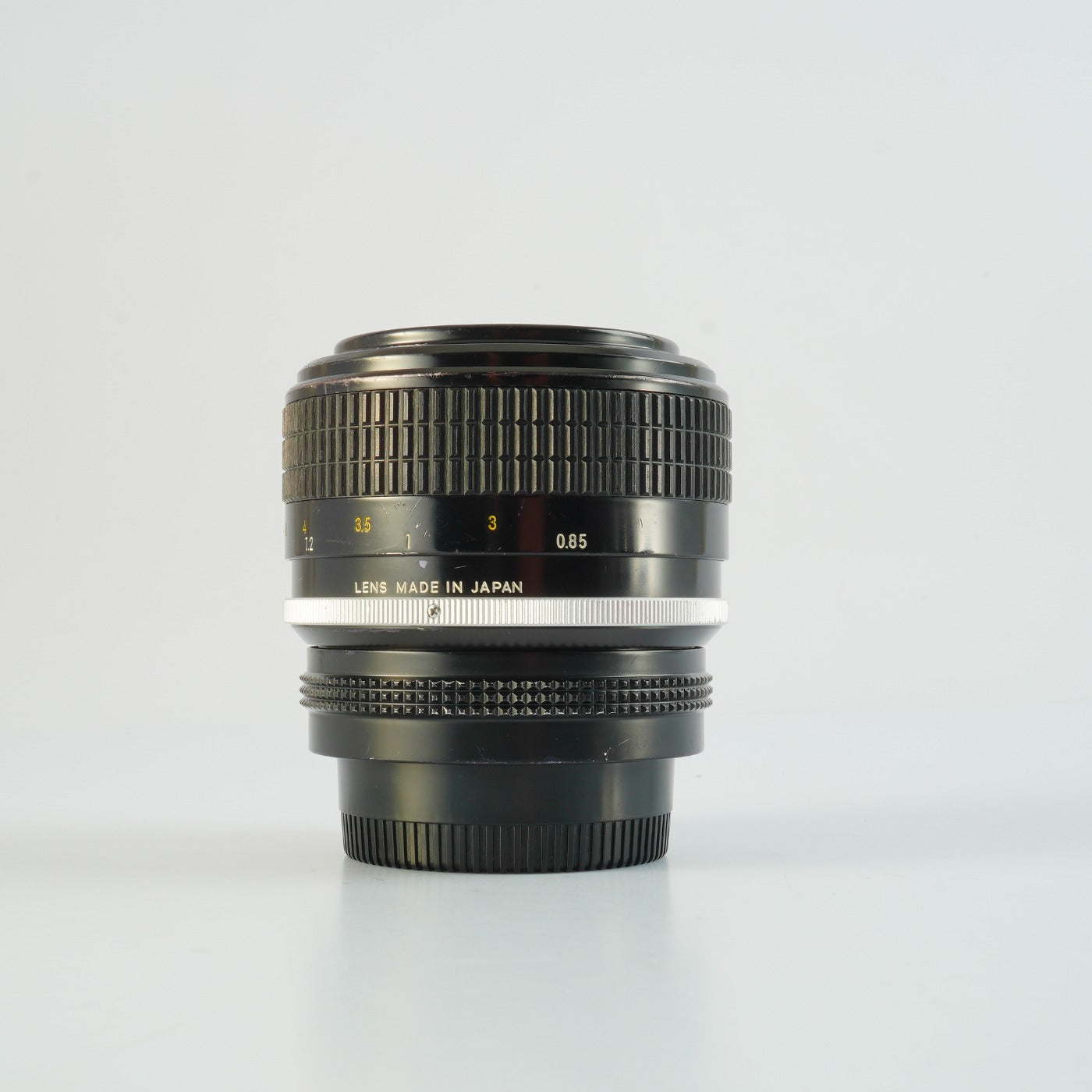 【Serviced】 Nikon 非Ai New Nikkor 85mm F/1.8 単焦点レンズ