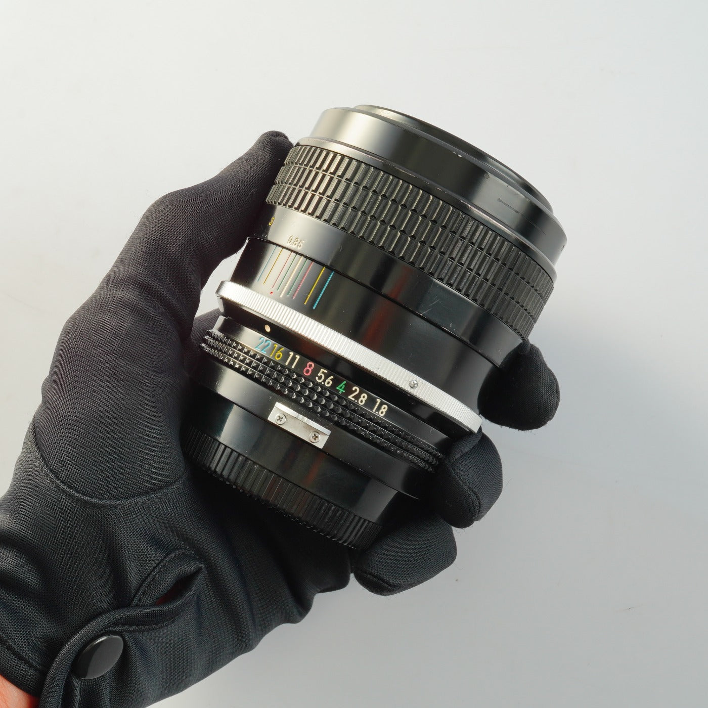 【Serviced】 Nikon 非Ai New Nikkor 85mm F/1.8 単焦点レンズ