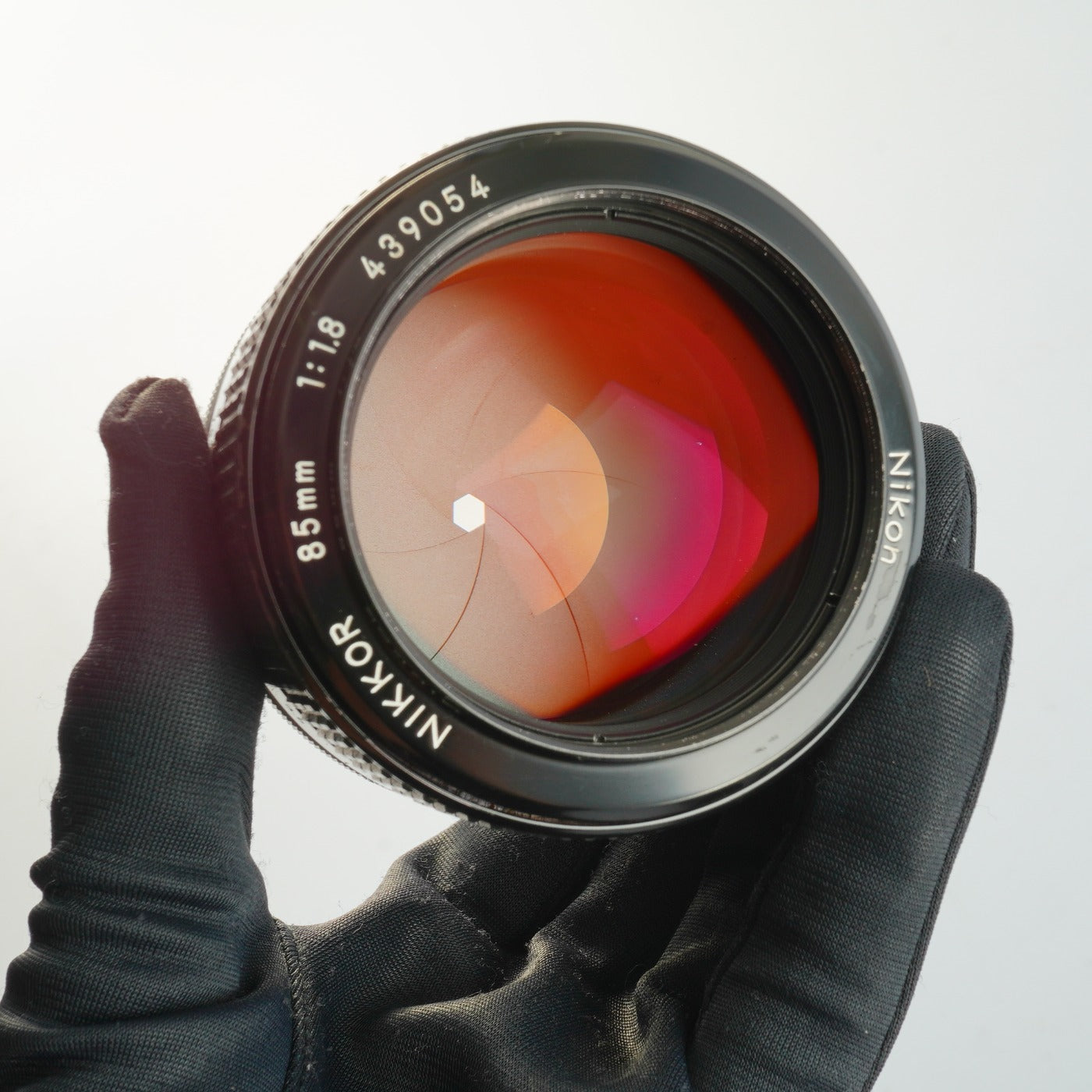 【Serviced】 Nikon 非Ai New Nikkor 85mm F/1.8 単焦点レンズ