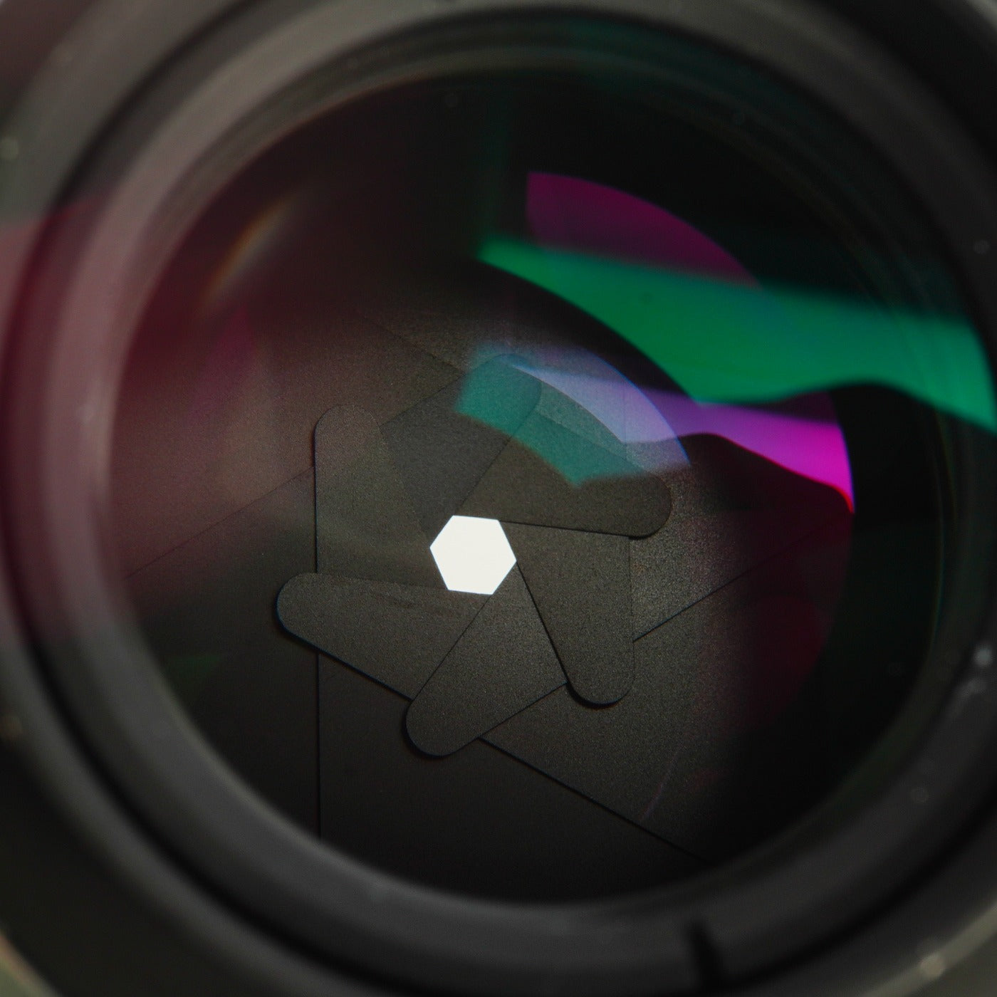 【Serviced】 Nikon 非Ai New Nikkor 85mm F/1.8 単焦点レンズ
