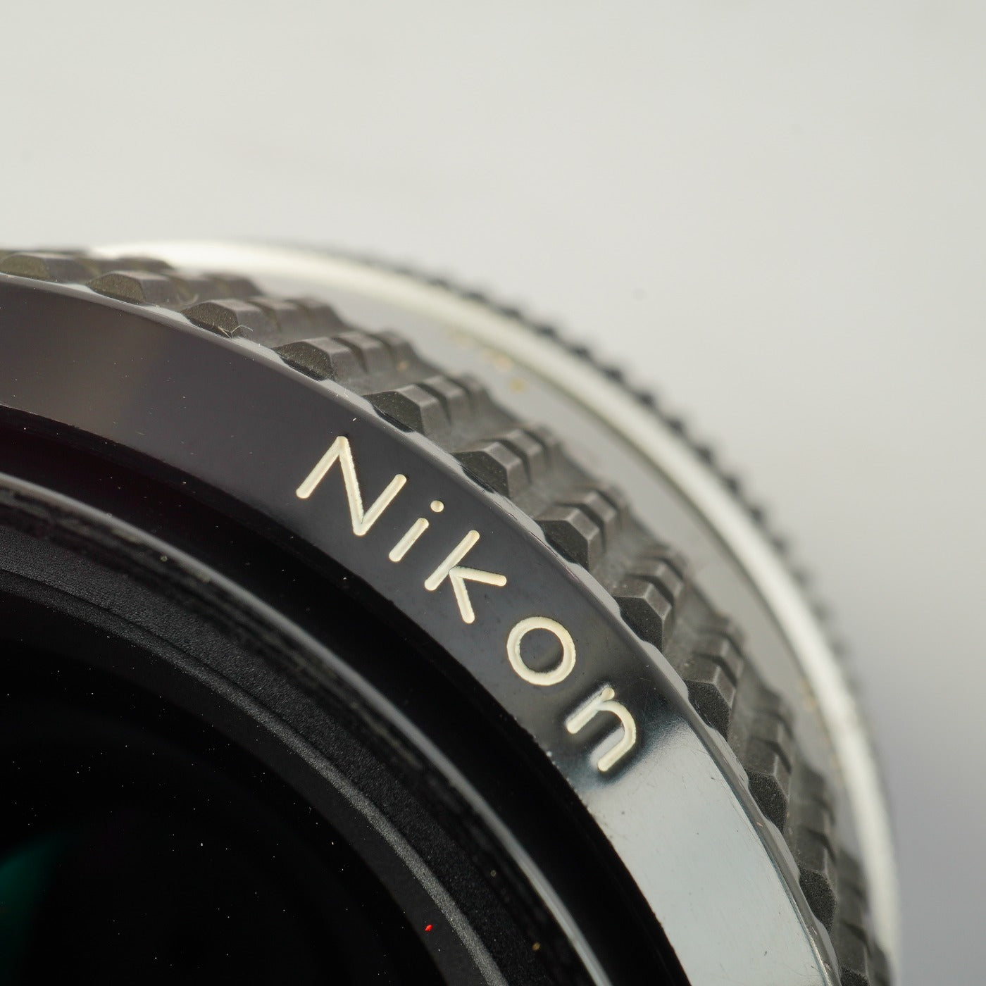 【Serviced】 Nikon Ai Nikkor 35mm F/2 単焦点レンズ