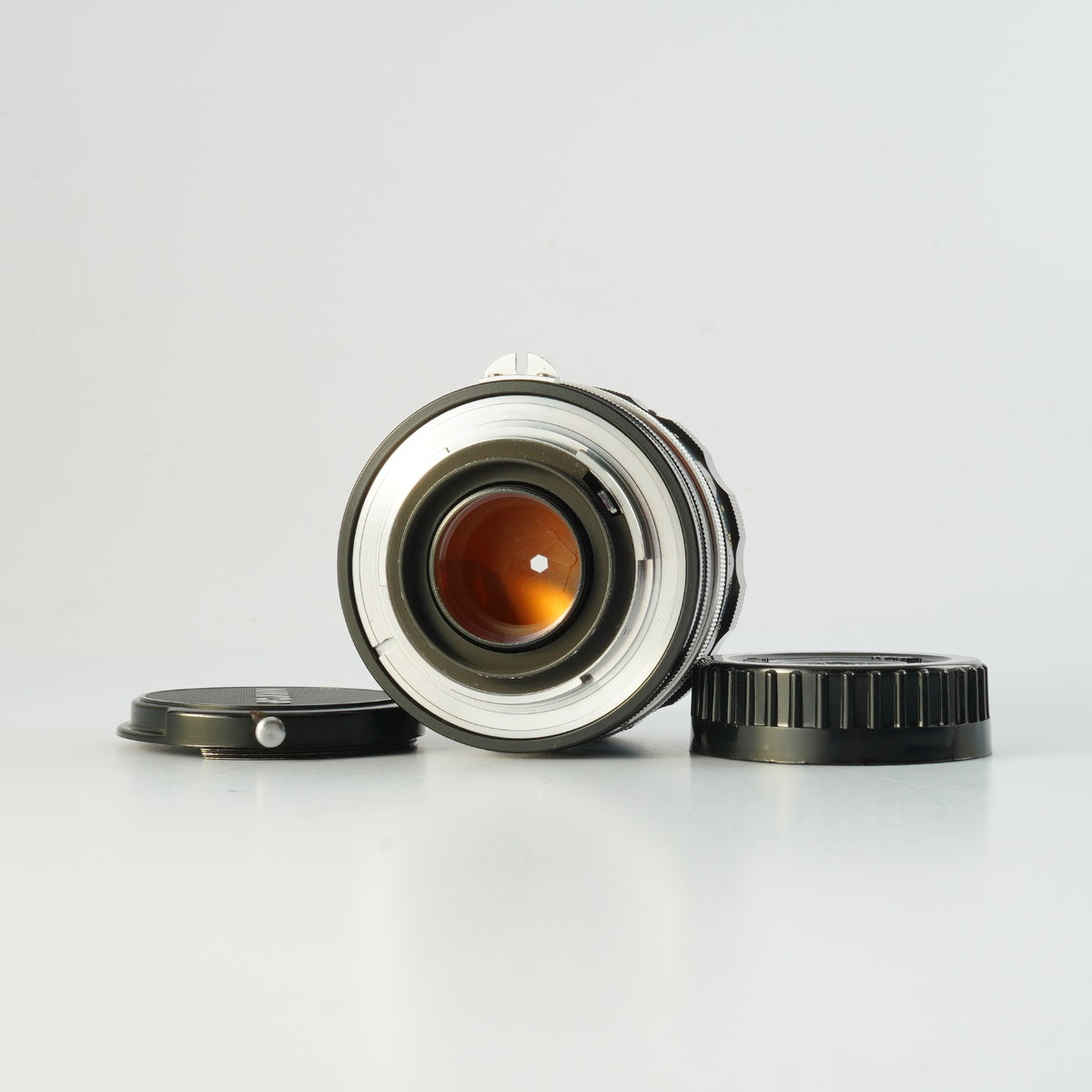 【Serviced】 Nikon 非Ai NIKKOR-P Auto 10.5cm 105mm F/2.5 PAT. PEND 単焦点レンズ