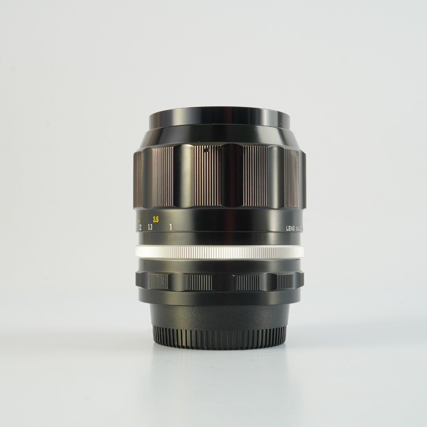 【Serviced】 Nikon 非Ai NIKKOR-P Auto 105mm F/2.5 単焦点レンズ