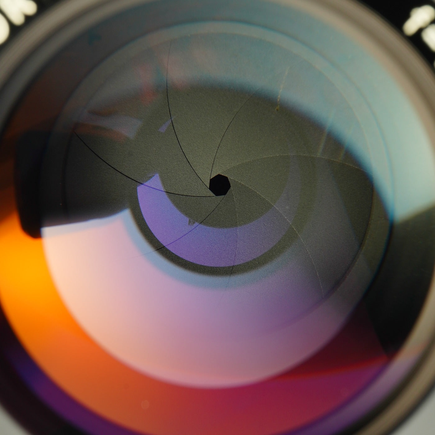 【Serviced】 Nikon 非Ai NIKKOR-P Auto 105mm F/2.5 単焦点レンズ